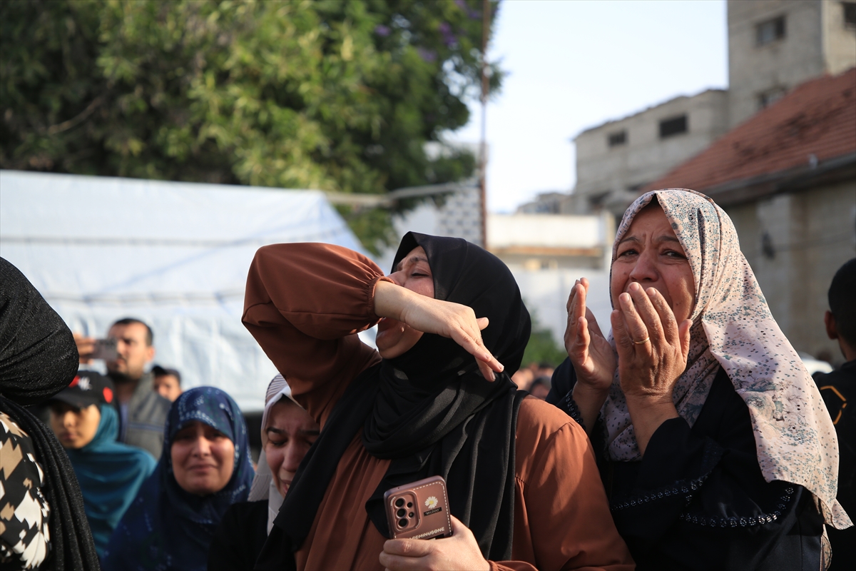 Israeli bombings killed 88 Palestinians in Gaza & killed 41 people, injured133 in Lebanon