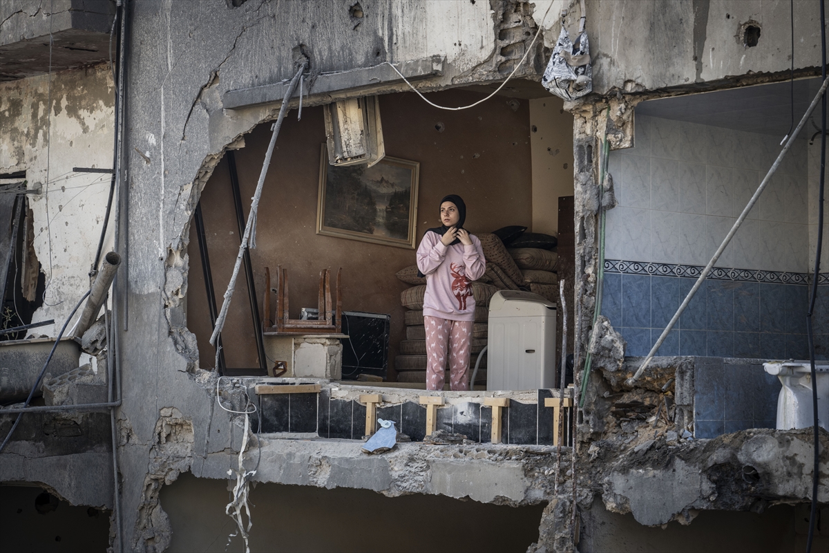 Israeli bombardment killed 102 Palestinians, injured 287 in Gaza & killed 27 people, injured 36 in Lebanon
