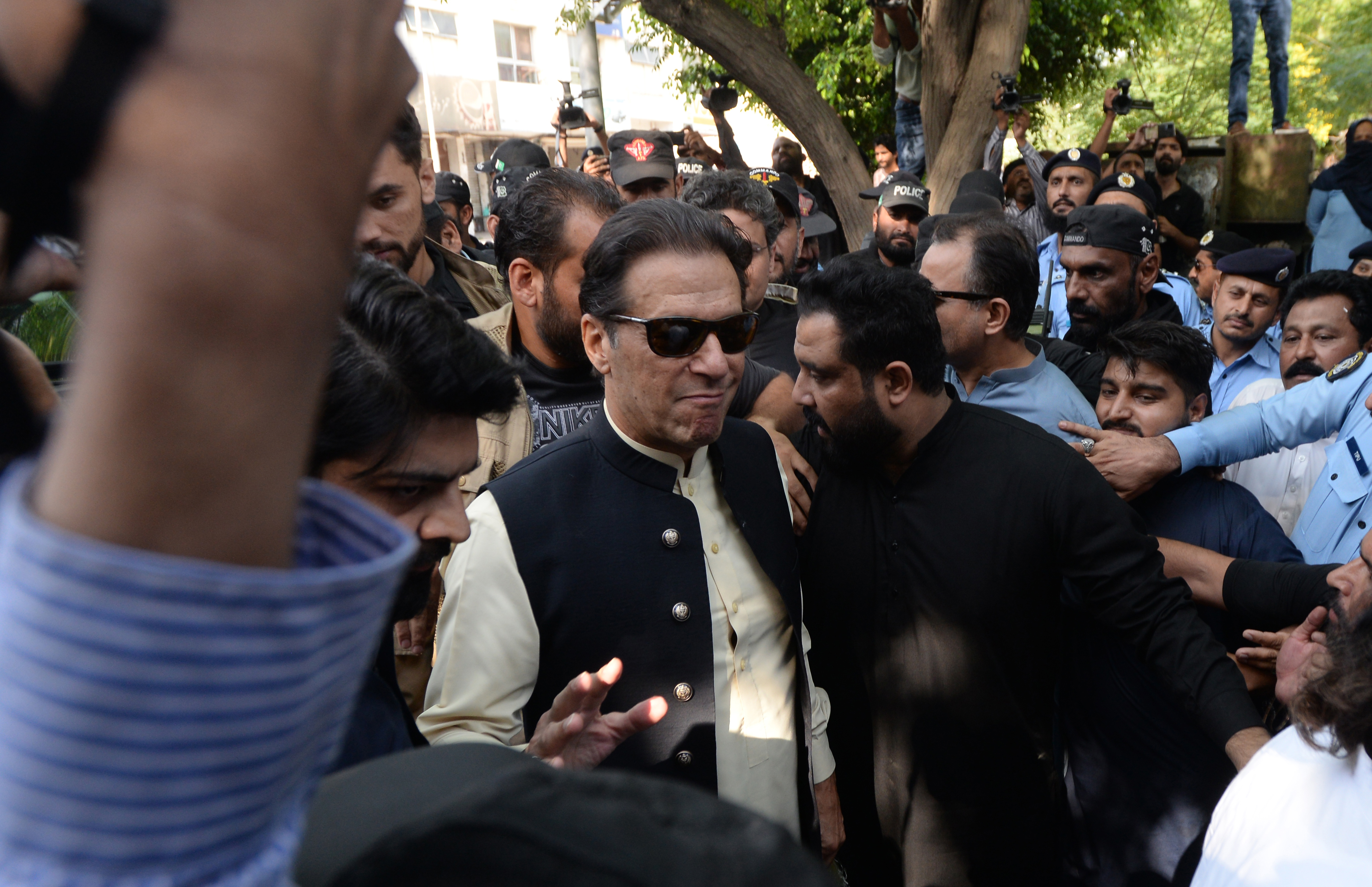 Pakistan: Ex-premier Khan’s party clinches Pakistan by-polls