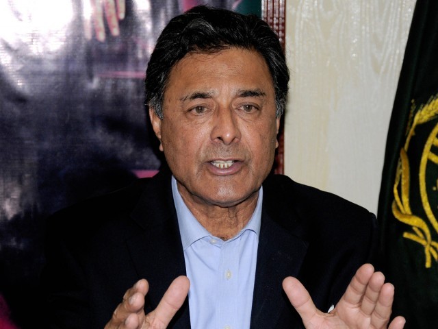 Pakistan: Punjab Home Minister among 10 dead in suicide bombing