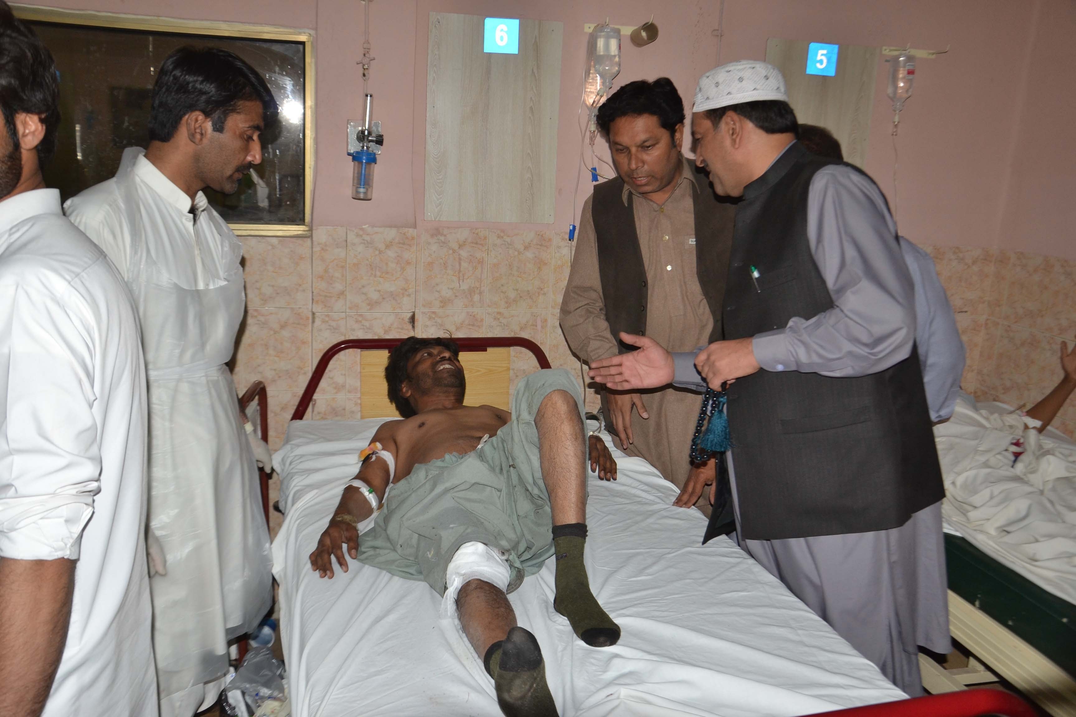 Pakistan: 11 killed in bus blast in Quetta
