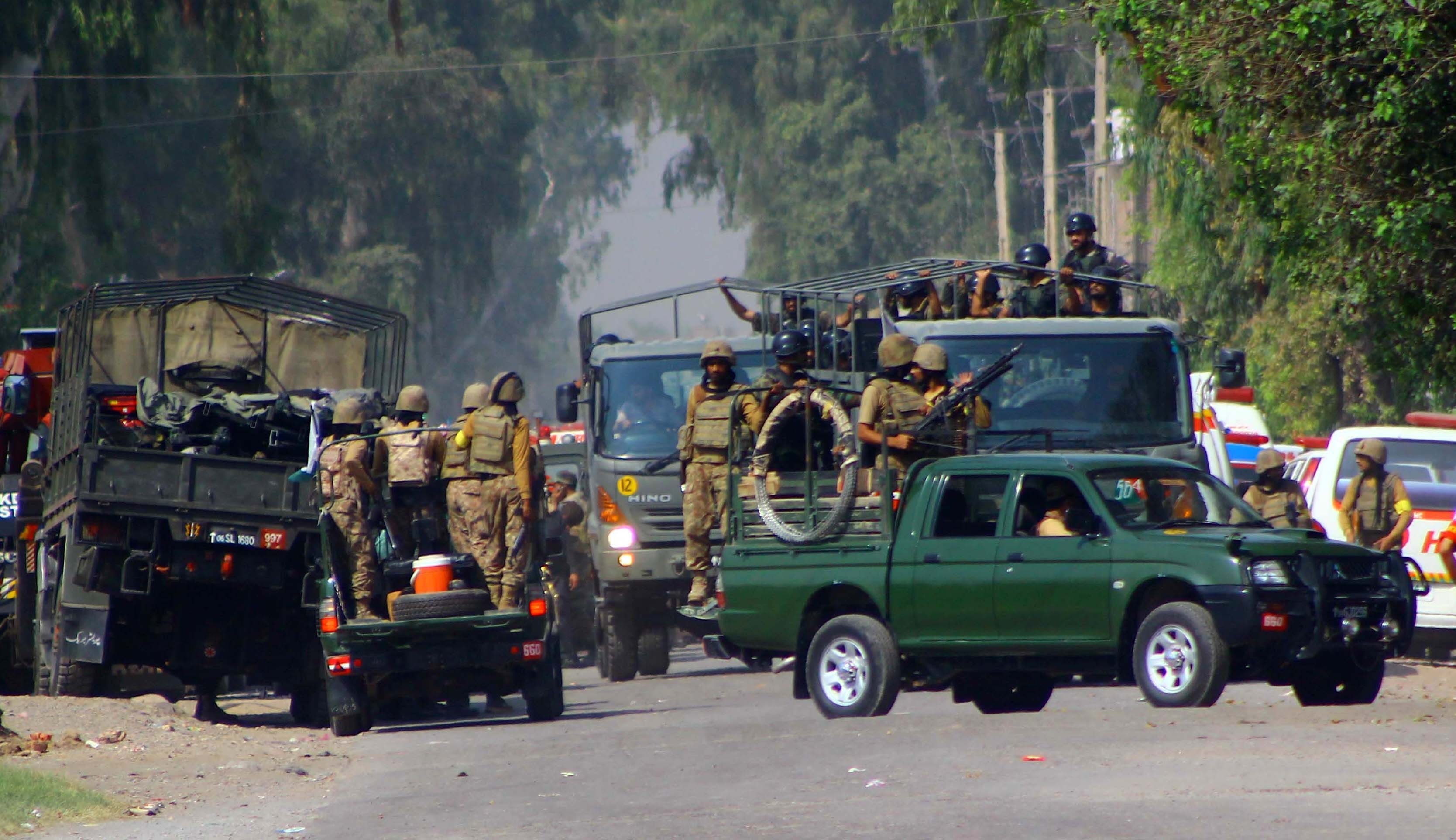 Pakistan: 29 killed by terrorists at air force base