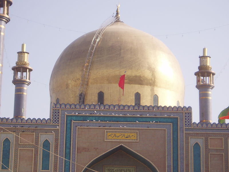 Pakistan: At least 70 killed in SW Pakistan suicide attack