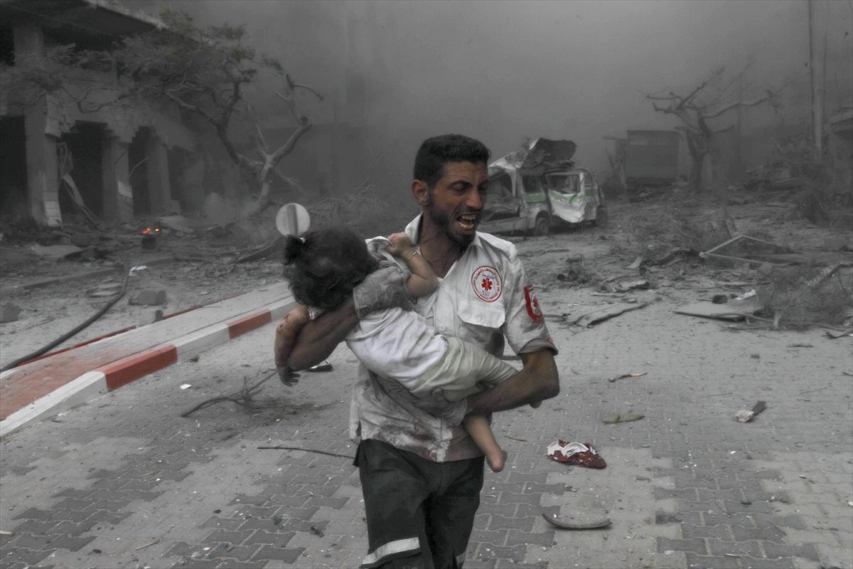 Gaza: 2700 Israeli air attacks on residential neighbourhoods killed 700 Palestinians incl 143 children