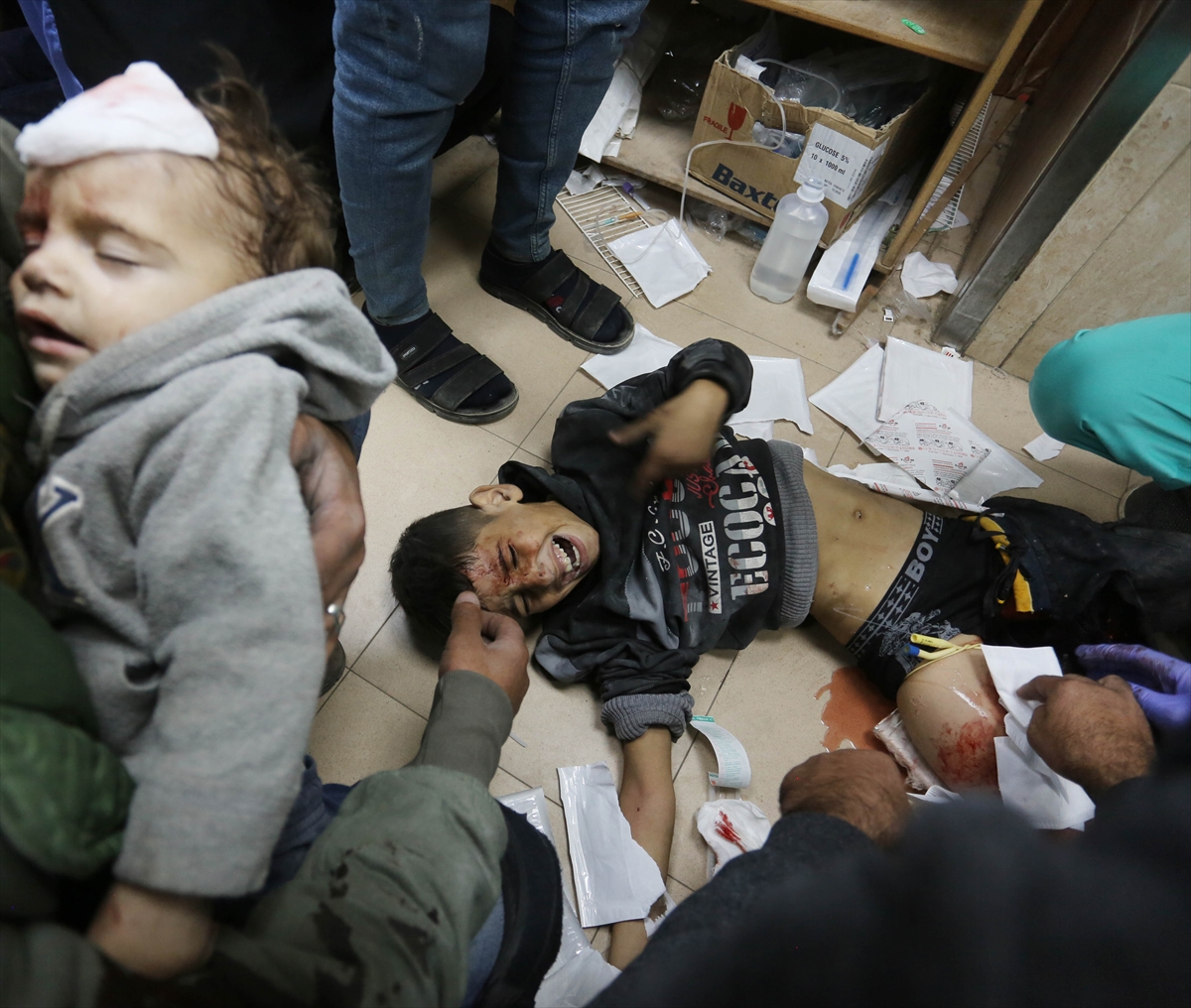 Gaza: 200 Palestinians killed in last 24 hours by Israeli bombing across Gaza