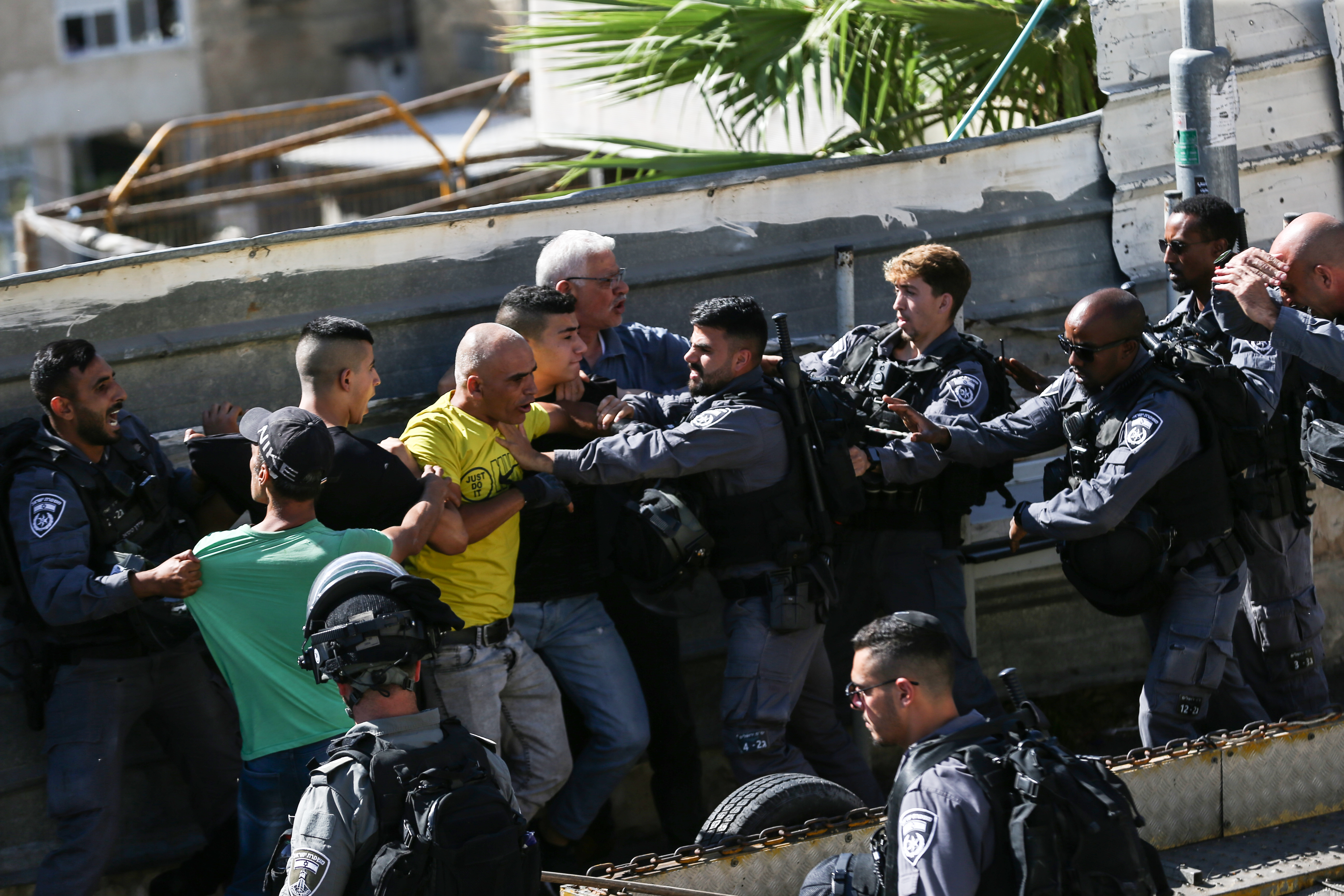 Palestine: 135 Palestinians injured by Israeli forces in West Bank