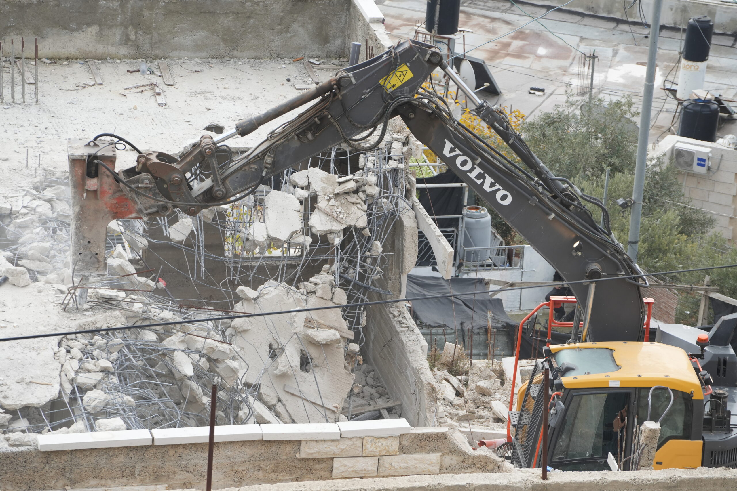 UNSC warns Israeli settlement expansion threatens peace in a watered down resolution
