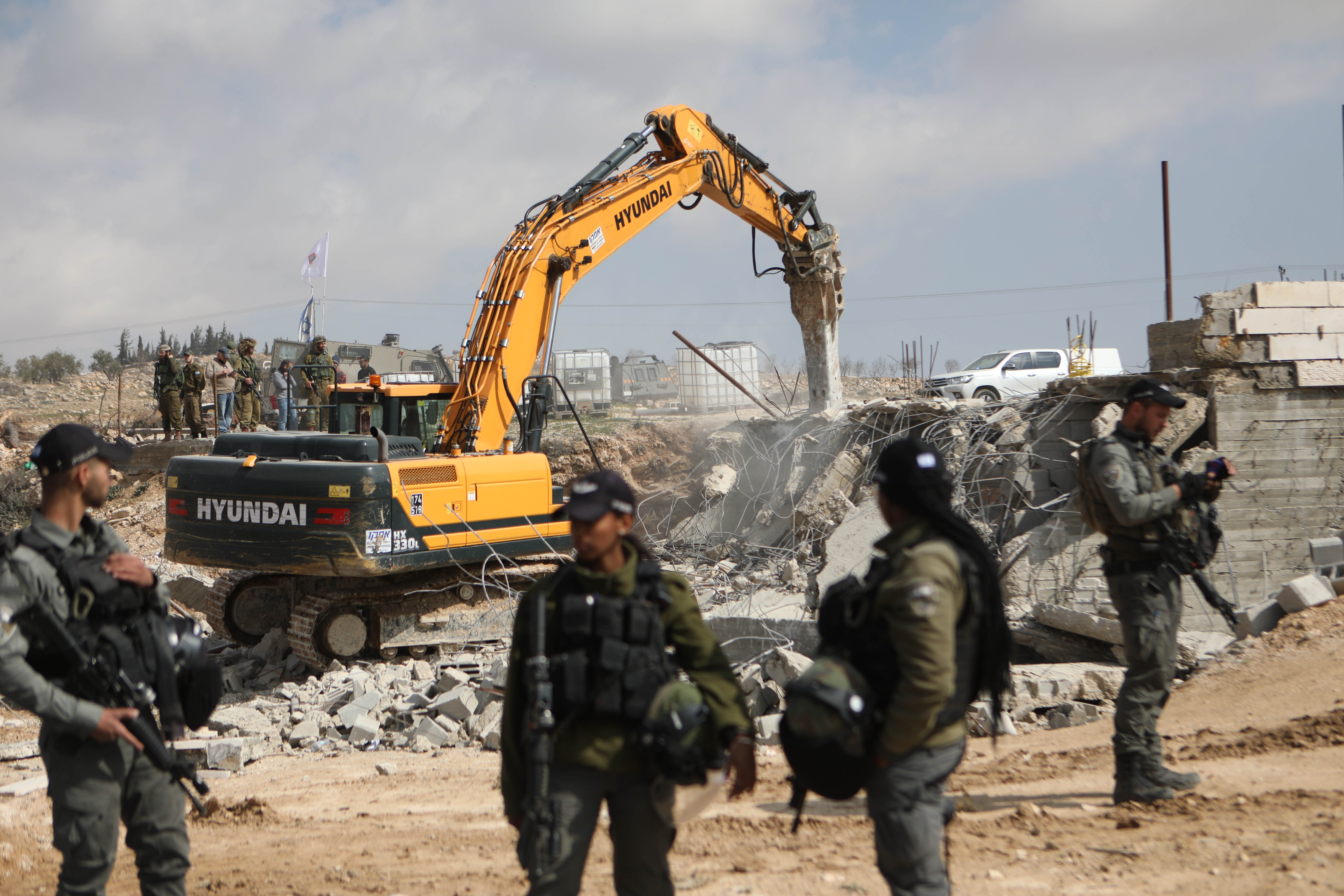 Palestine: Israeli army demolishes 8 Palestinian homes in West Bank