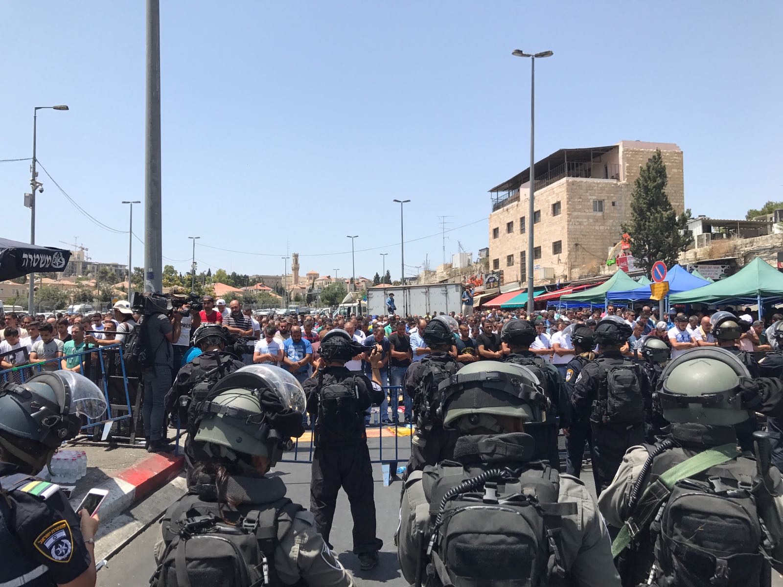 Palestine: Israeli army kills Palestinian teenager on Gaza border