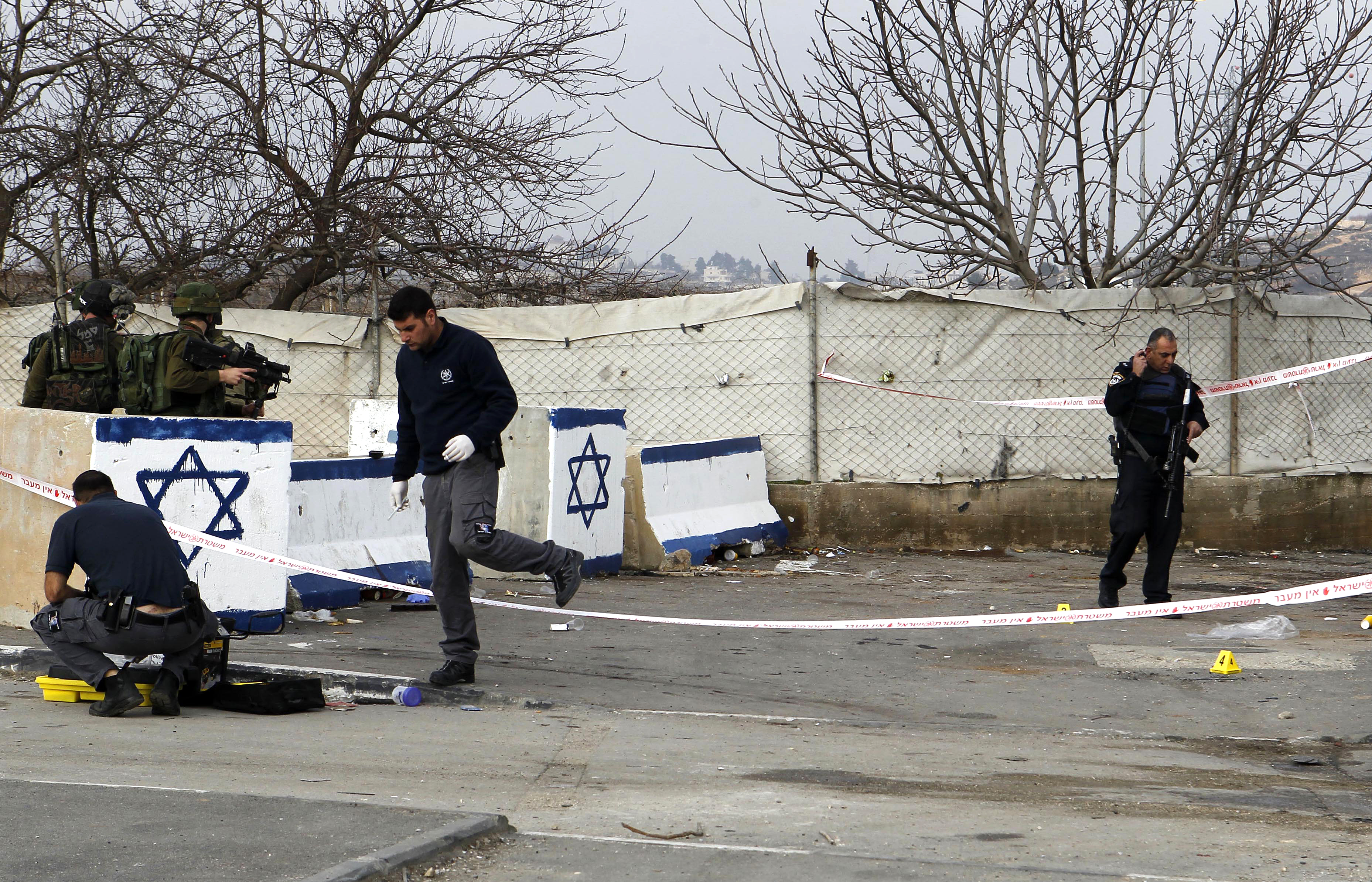 Palestine: Israeli soldiers kill 2 Palestinians, 156 killed since 1 Oct