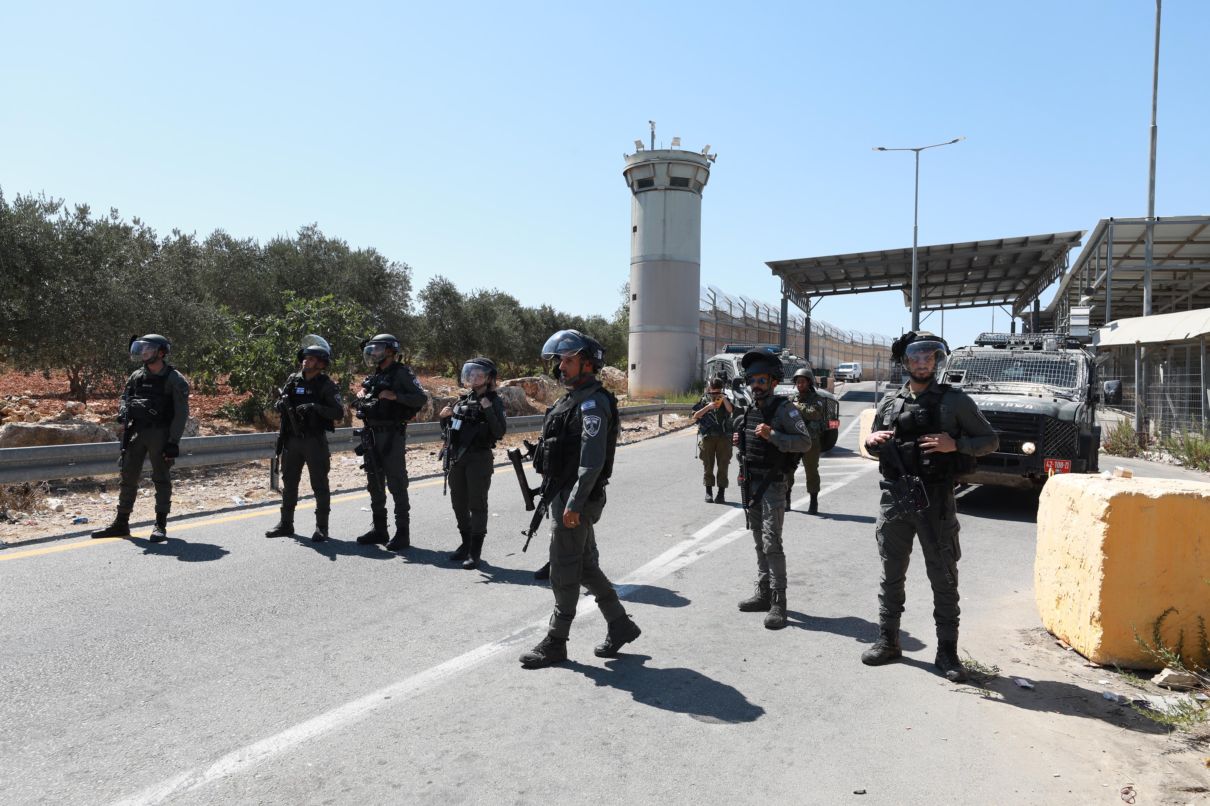 Palestine: 3 Palestinians, Israeli officer killed in West Bank shootout