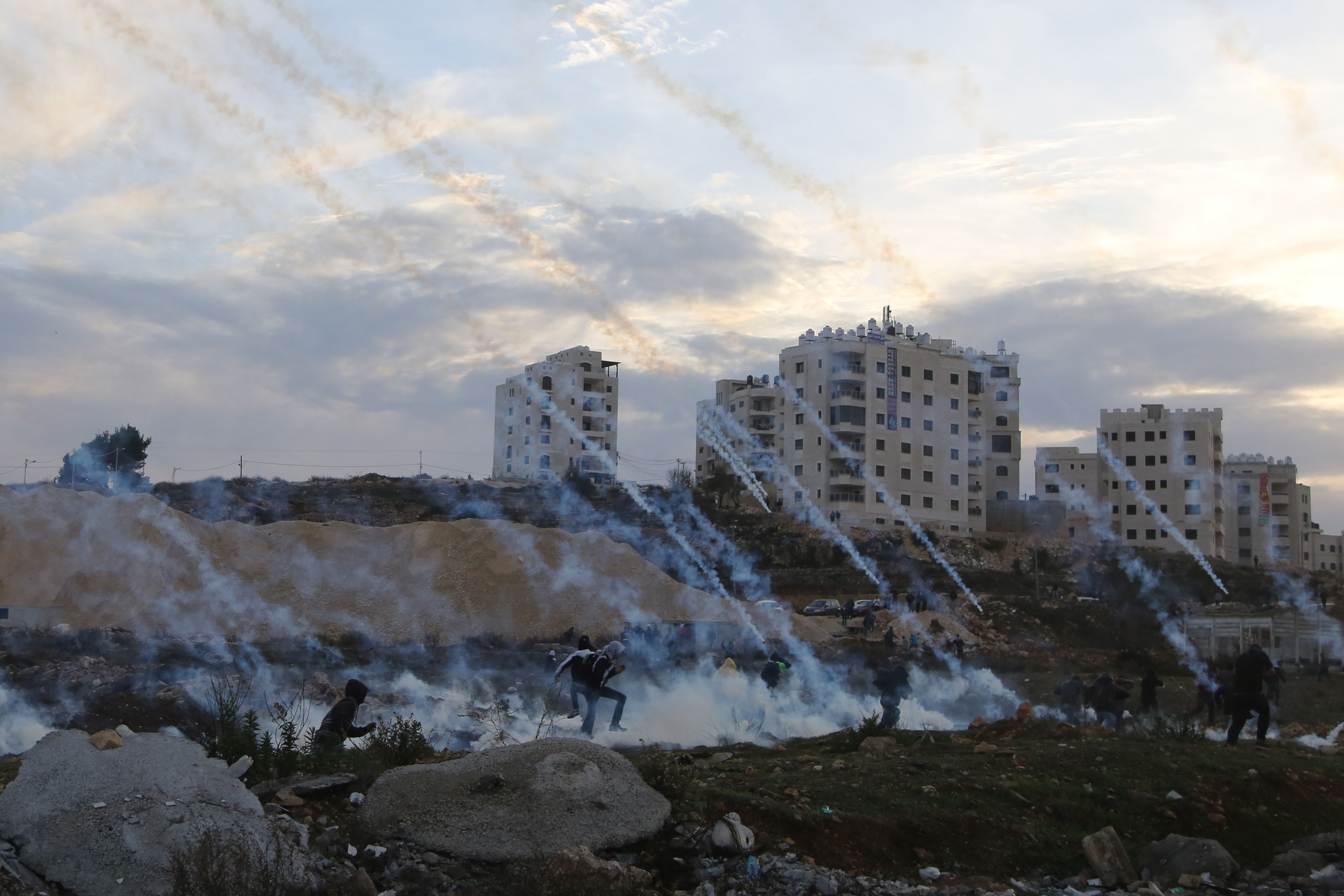 Palestine: 5 year old Palestinian girl run over by Israeli army vehicle in Hebron