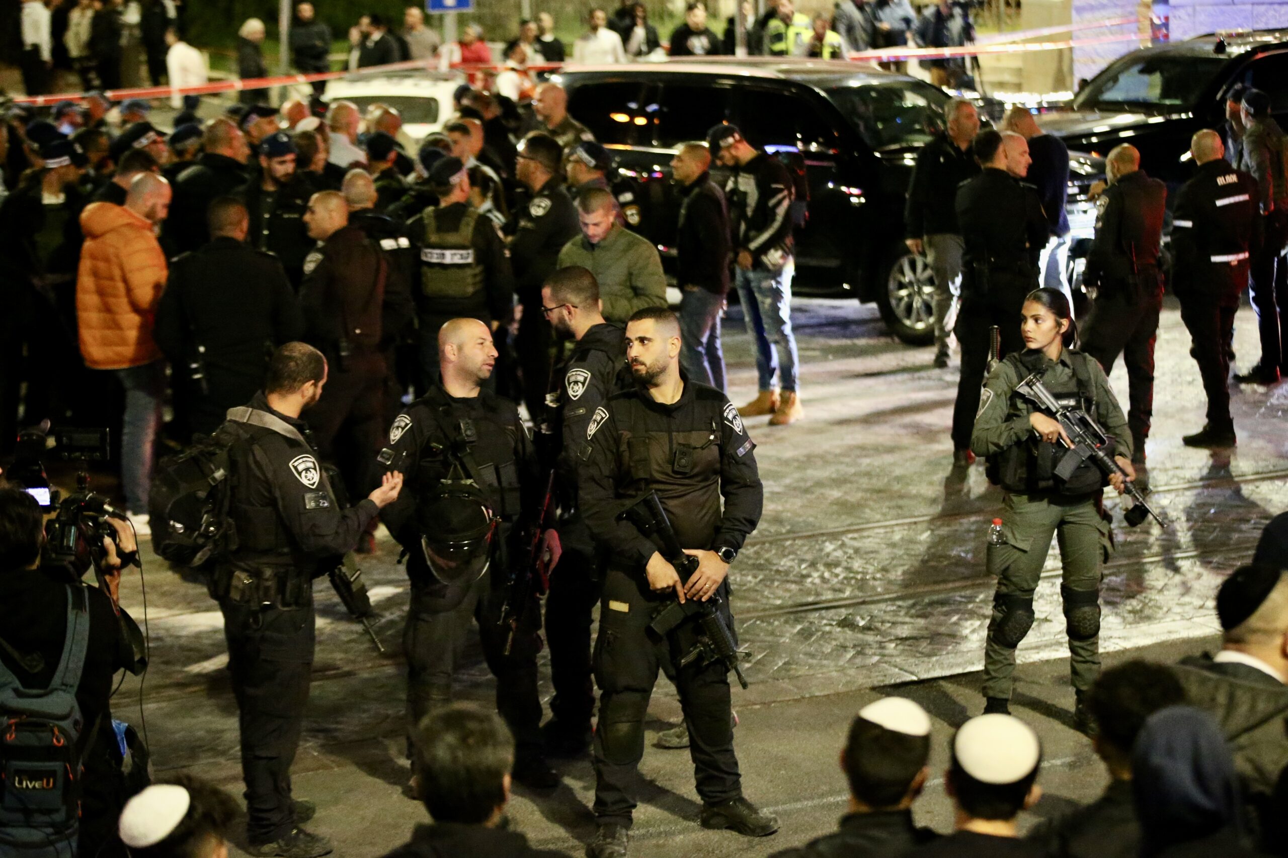 US UK condemn attack on Jerusalem synagogue killing 7
