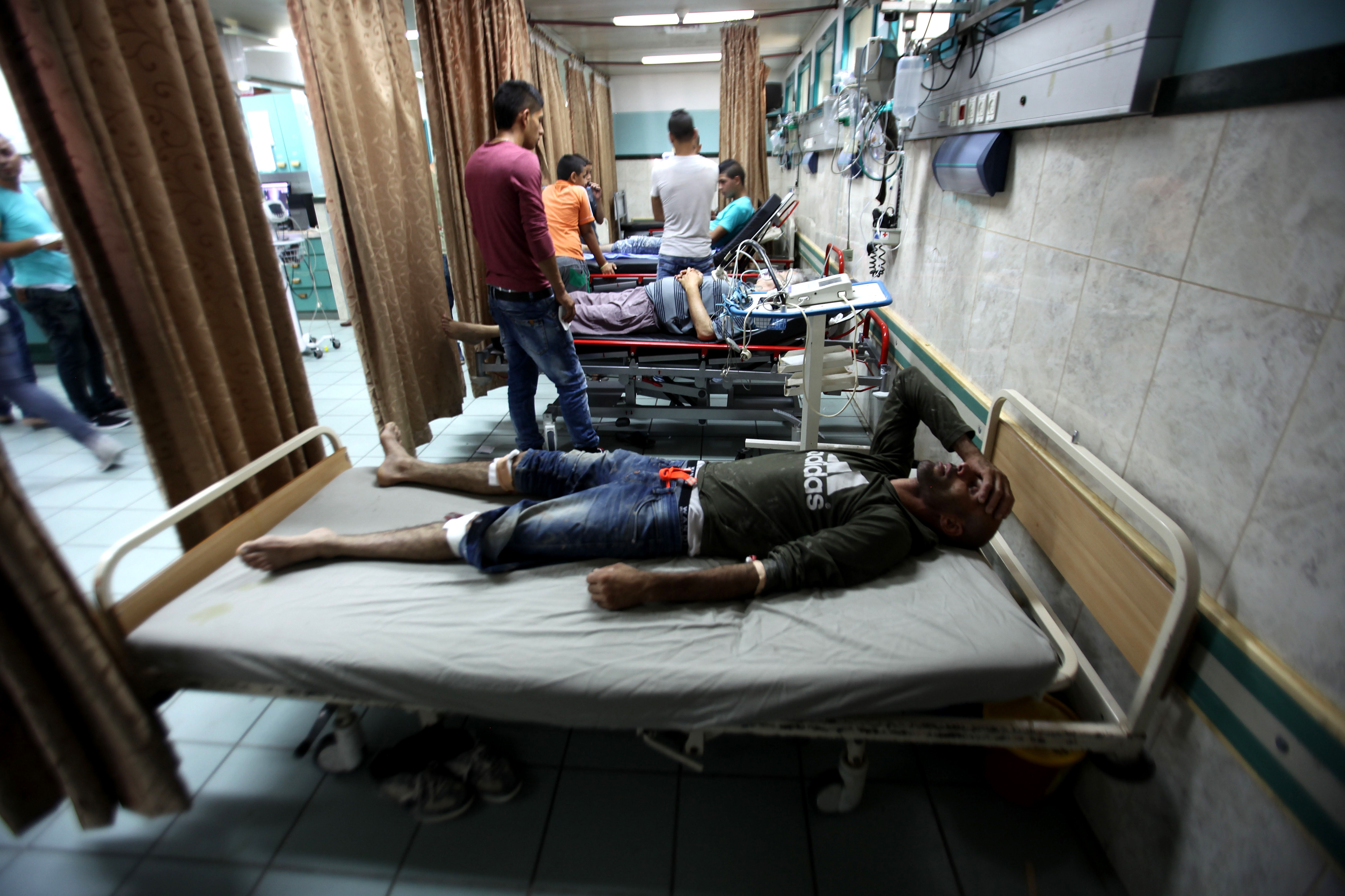 Palestine: Israeli forces raid Jenin refugee camp, injuring many