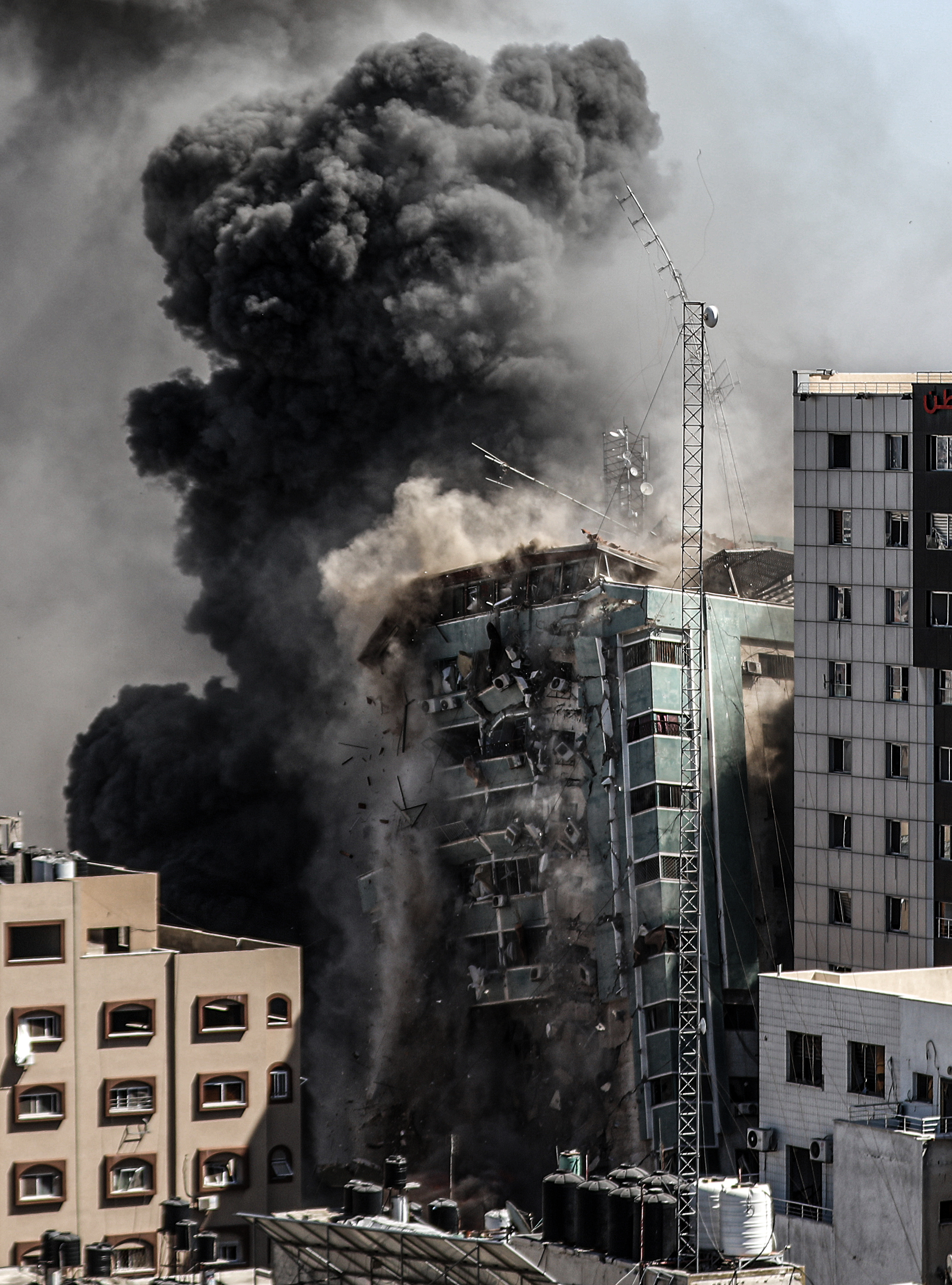 26 Palestinians, incl 5 children killed in Israeli attacks on Gaza; total killed 163