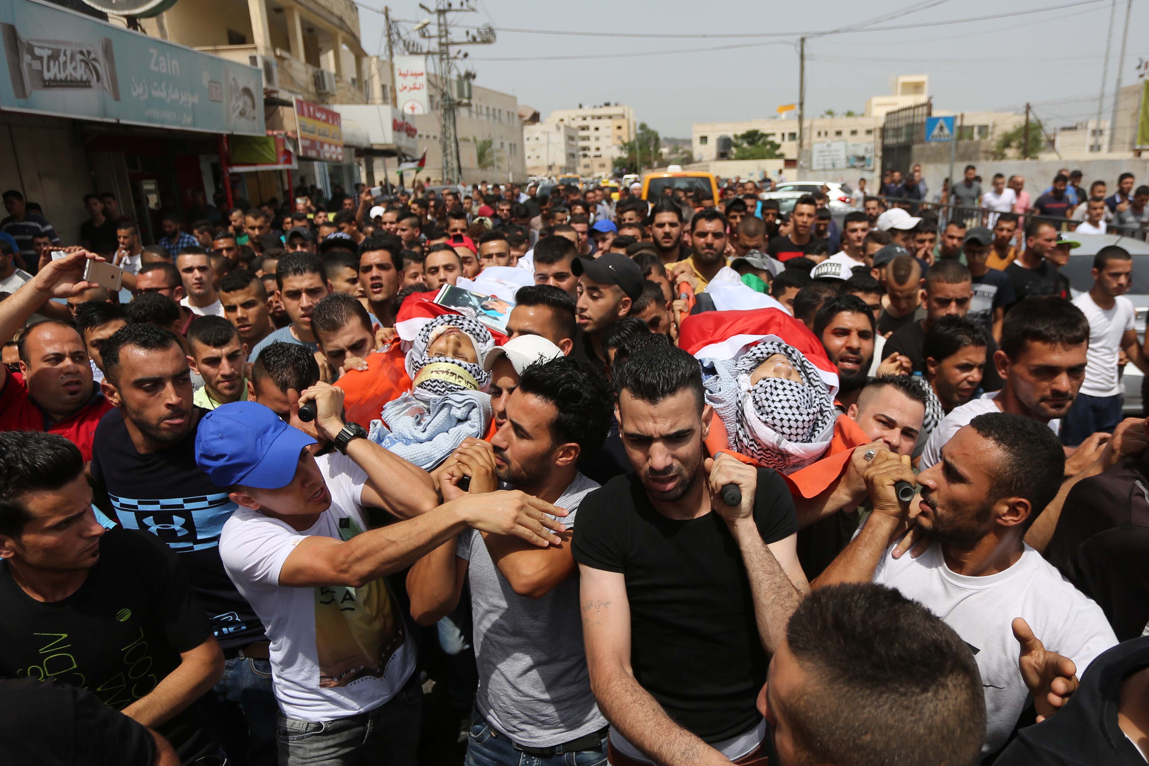 Palestine: Israeli soldiers kill Palestinian near Ramallah