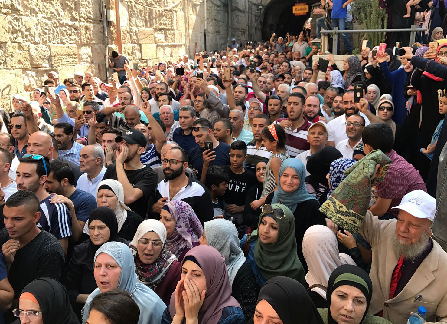 Palestinians decry annulment of Jerusalem residence permits