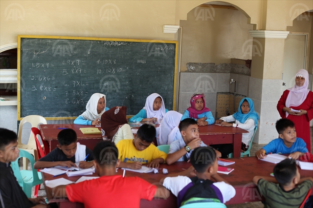 Philippines: Muslim-only ID discriminatory, military says