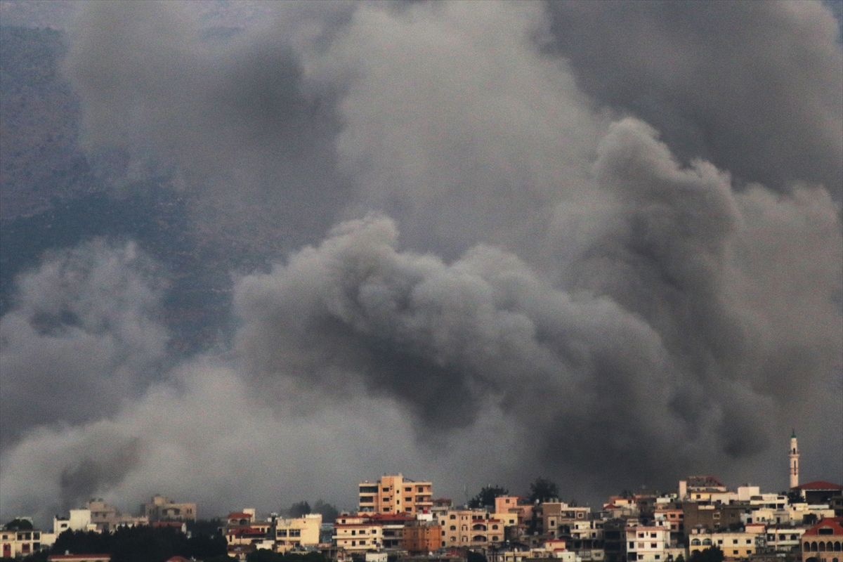 Israeli airstrikes on southern & eastern Lebanon kill 136, injure thousands in 24 hours