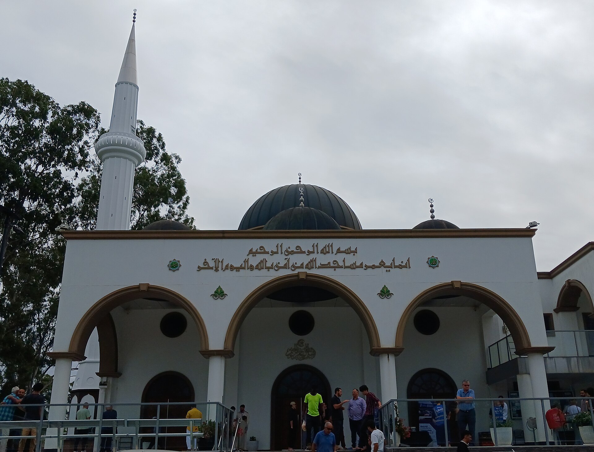 Reported Islamophobic incidents in Australia rose 300 per cent in January, Muslim group says