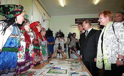 Russia: Mordovia bans students, teachers from wearing hijab