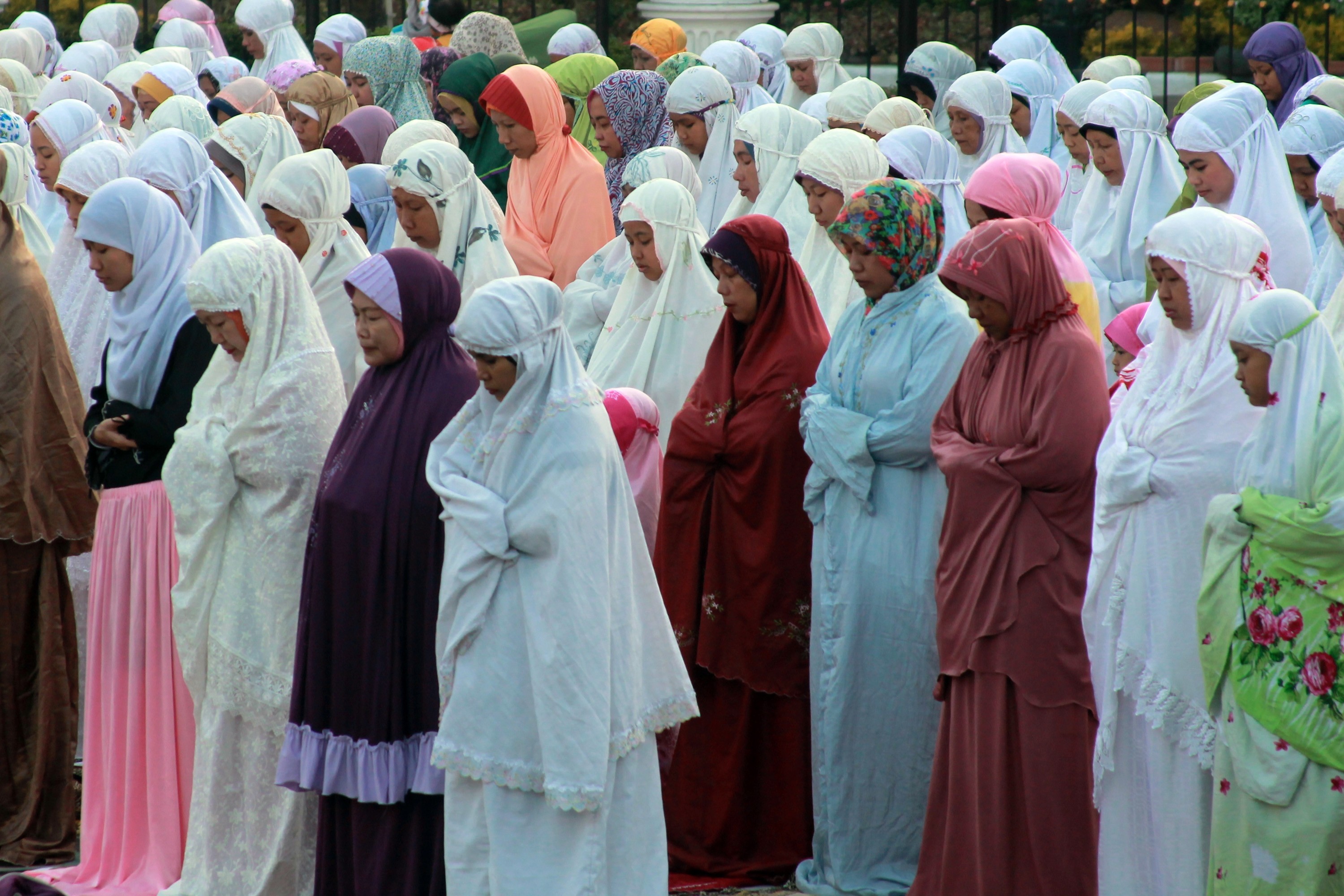 Russia: Half of Russians oppose school headscarf ban