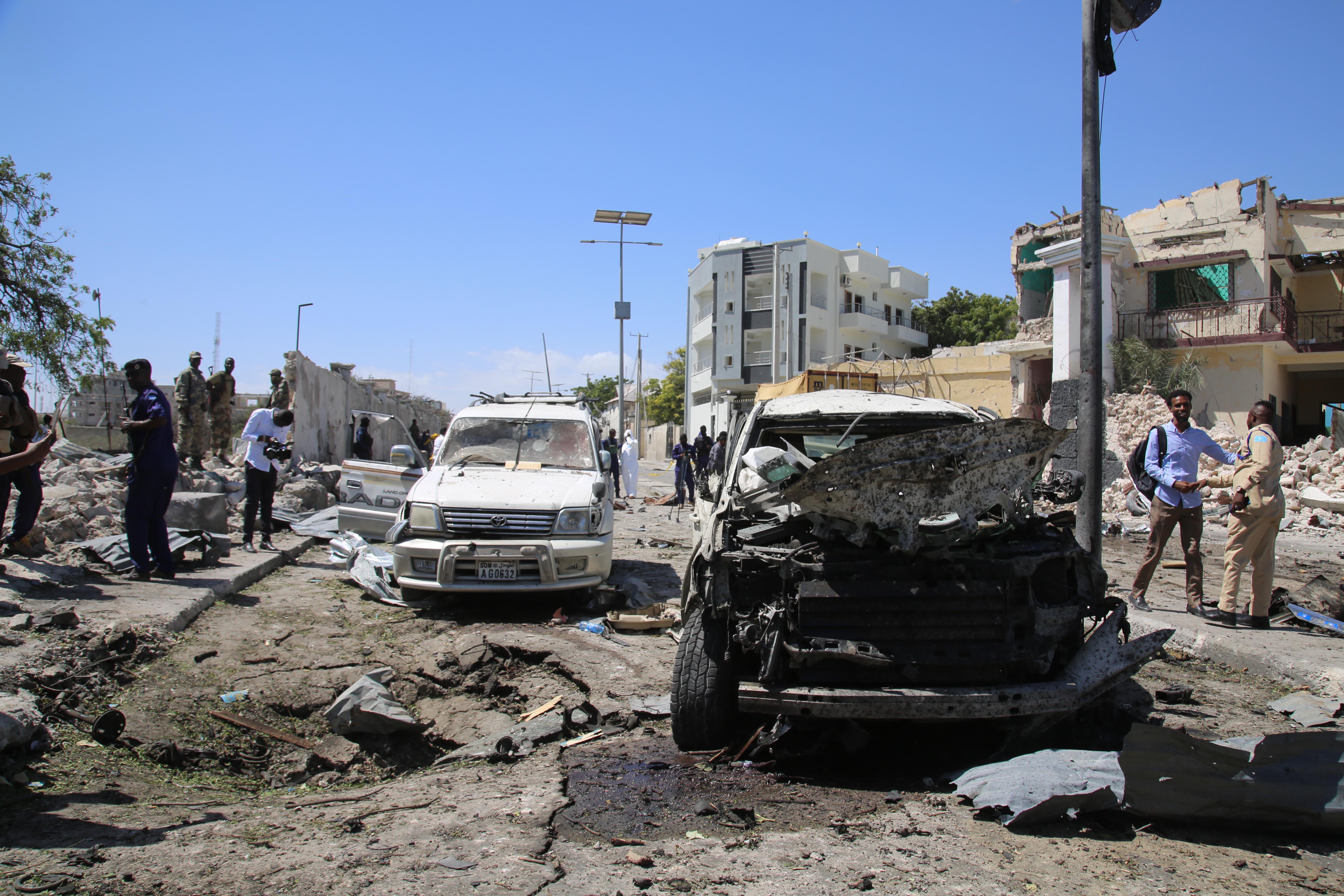 Somalia: 10 killed in suicide bombing by Al-Shabaab in Mogadishu