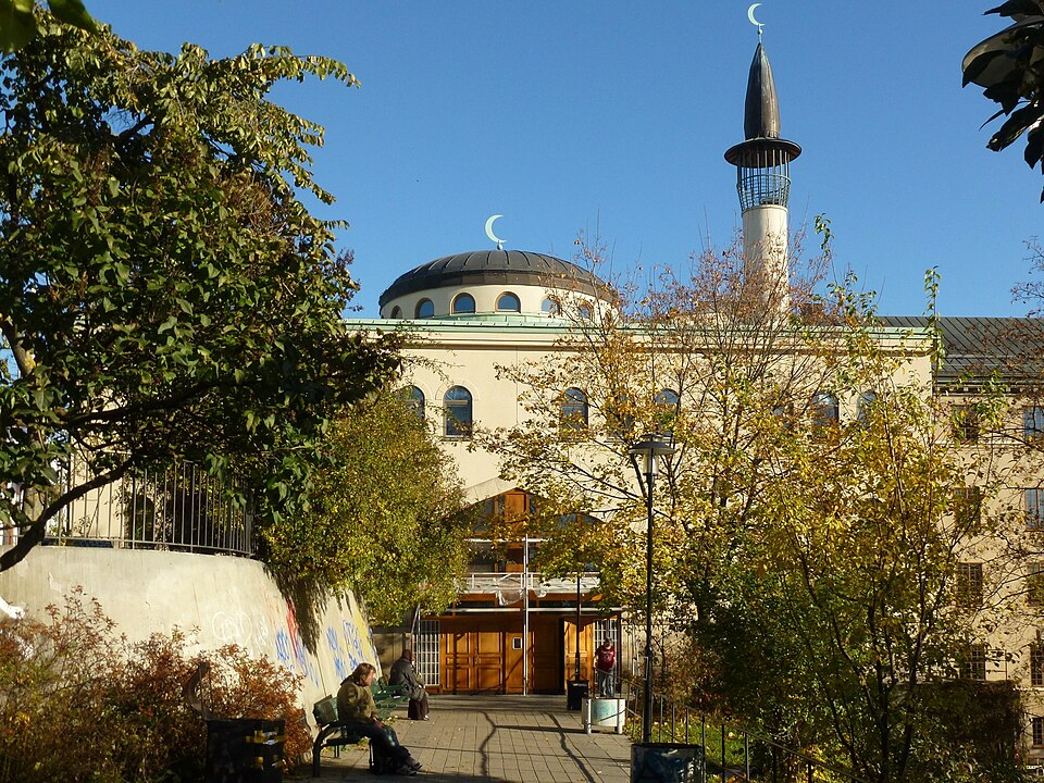 Defaced Qur’an with bullet holes found chained outside Stockholm Mosque