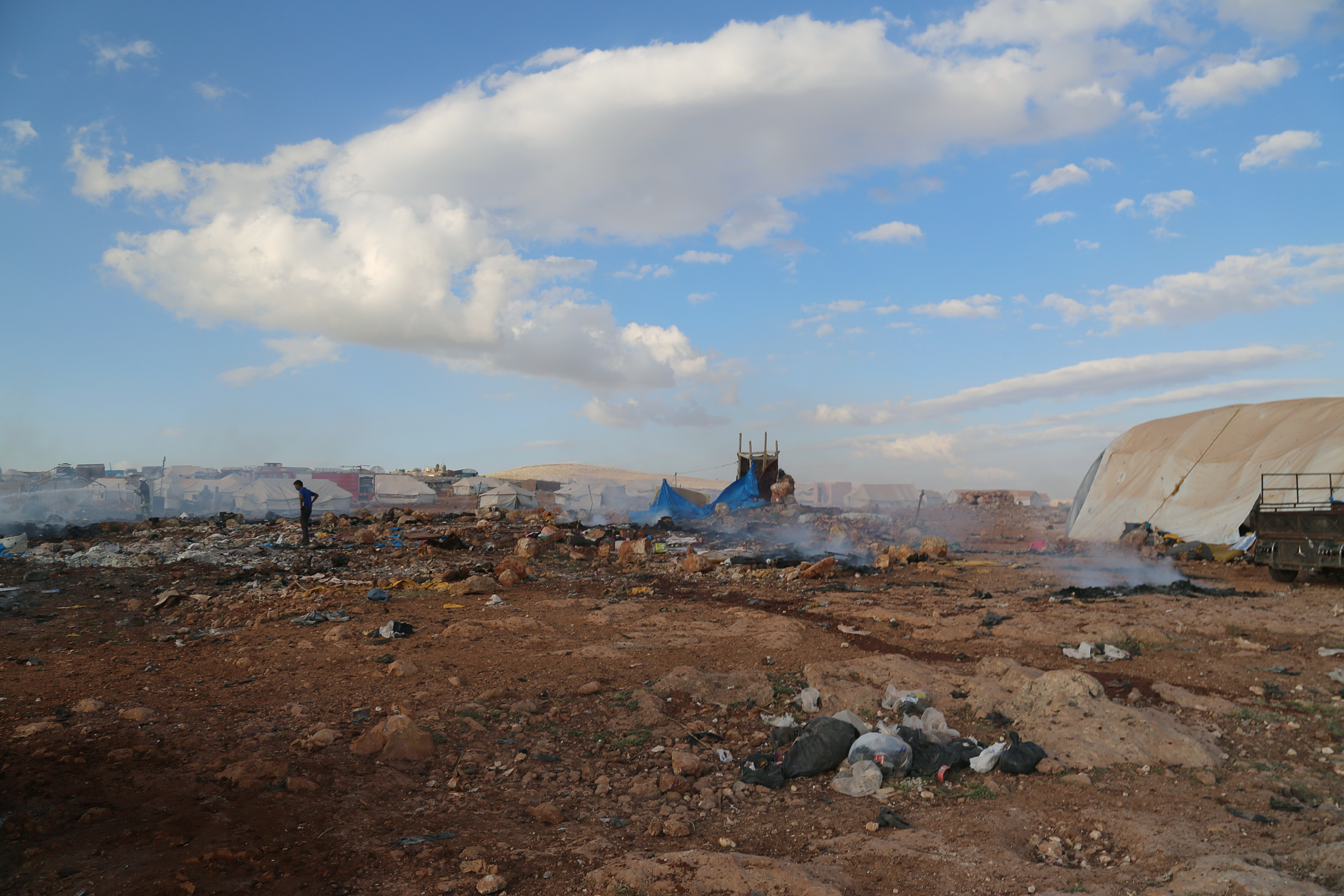 Syria: Warplane strikes refugee camp, kills 27