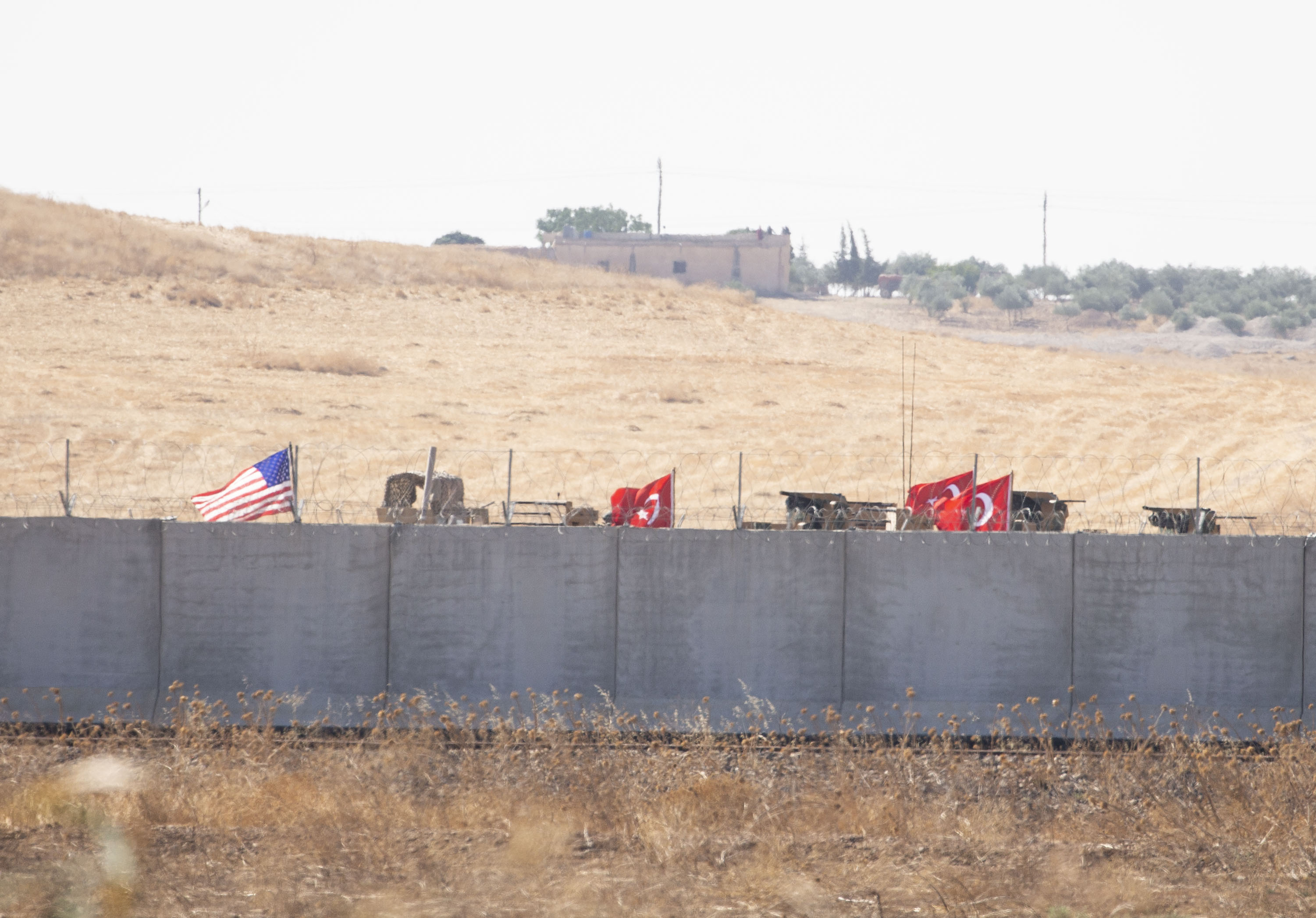 Syria: Turkey, US begin joint patrols for Syria safe zone
