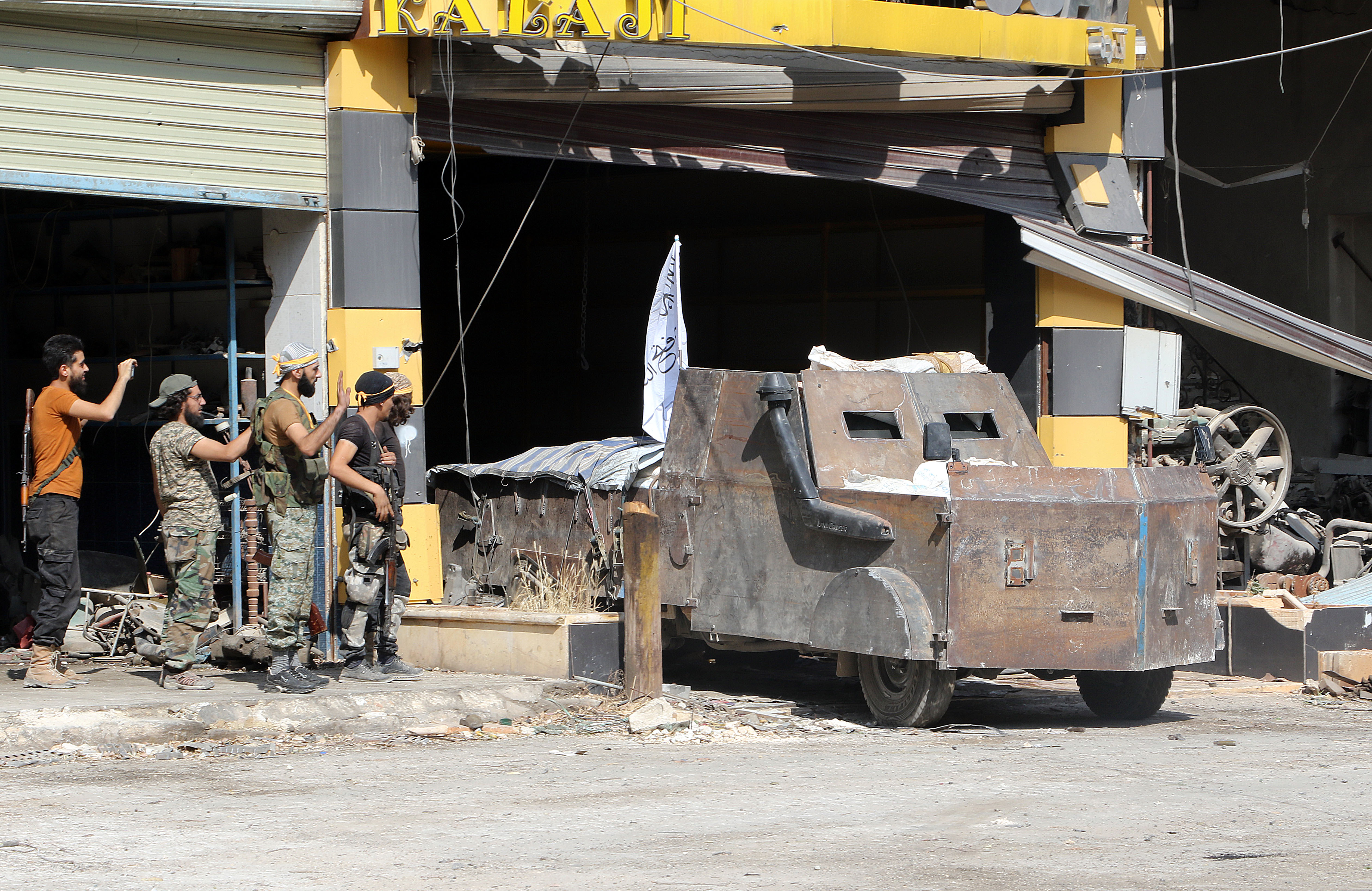 Syrian opposition claims to have broken Aleppo Govt siege