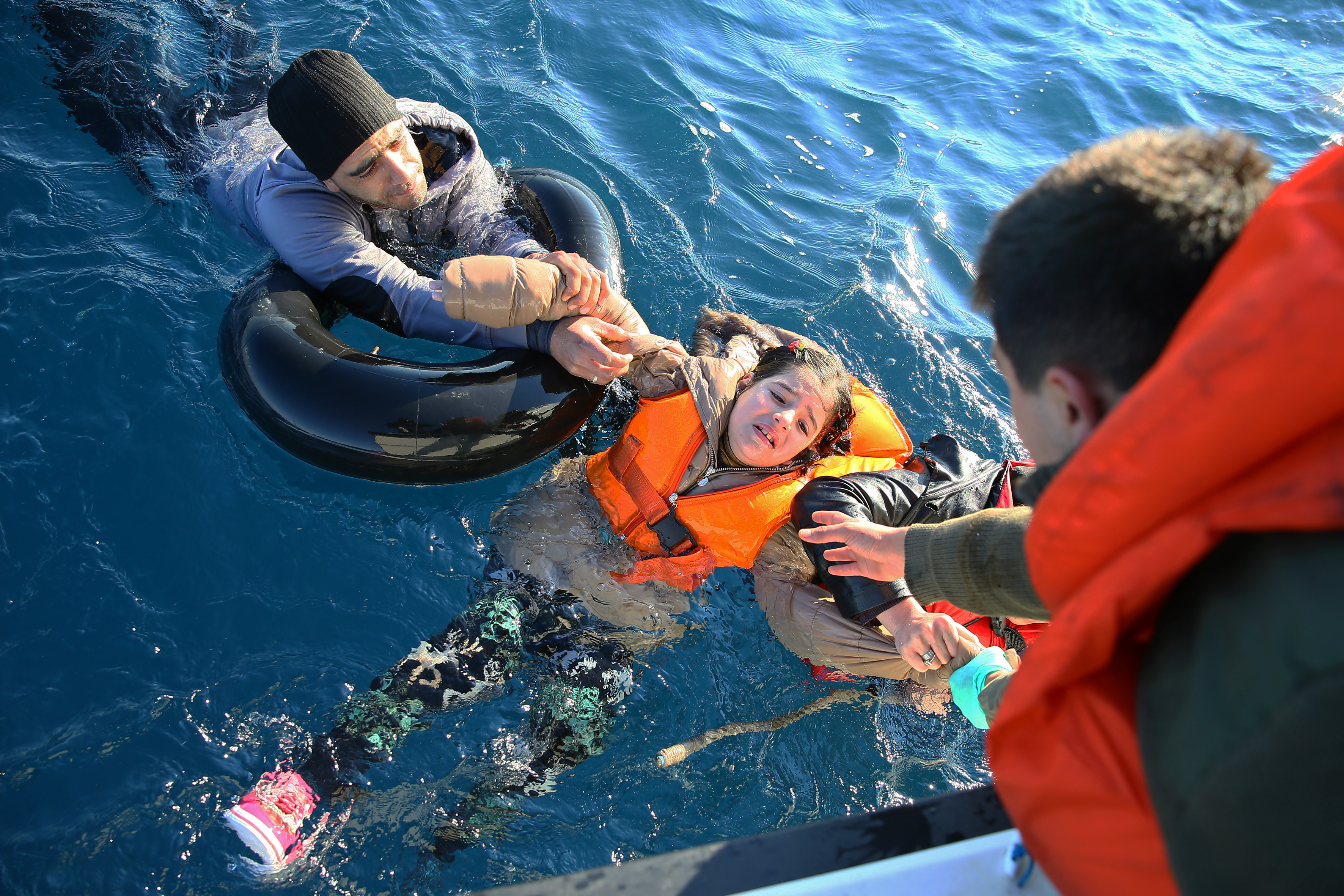 Greece: Forty-five die in Aegean refugee boat disasters