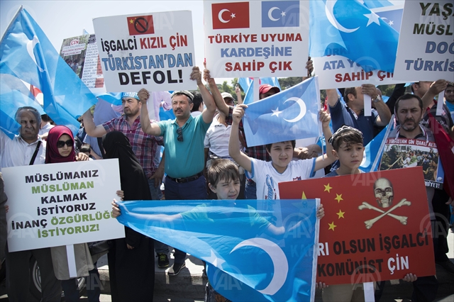 Turkey: Fifth day of protests against China fasting ban