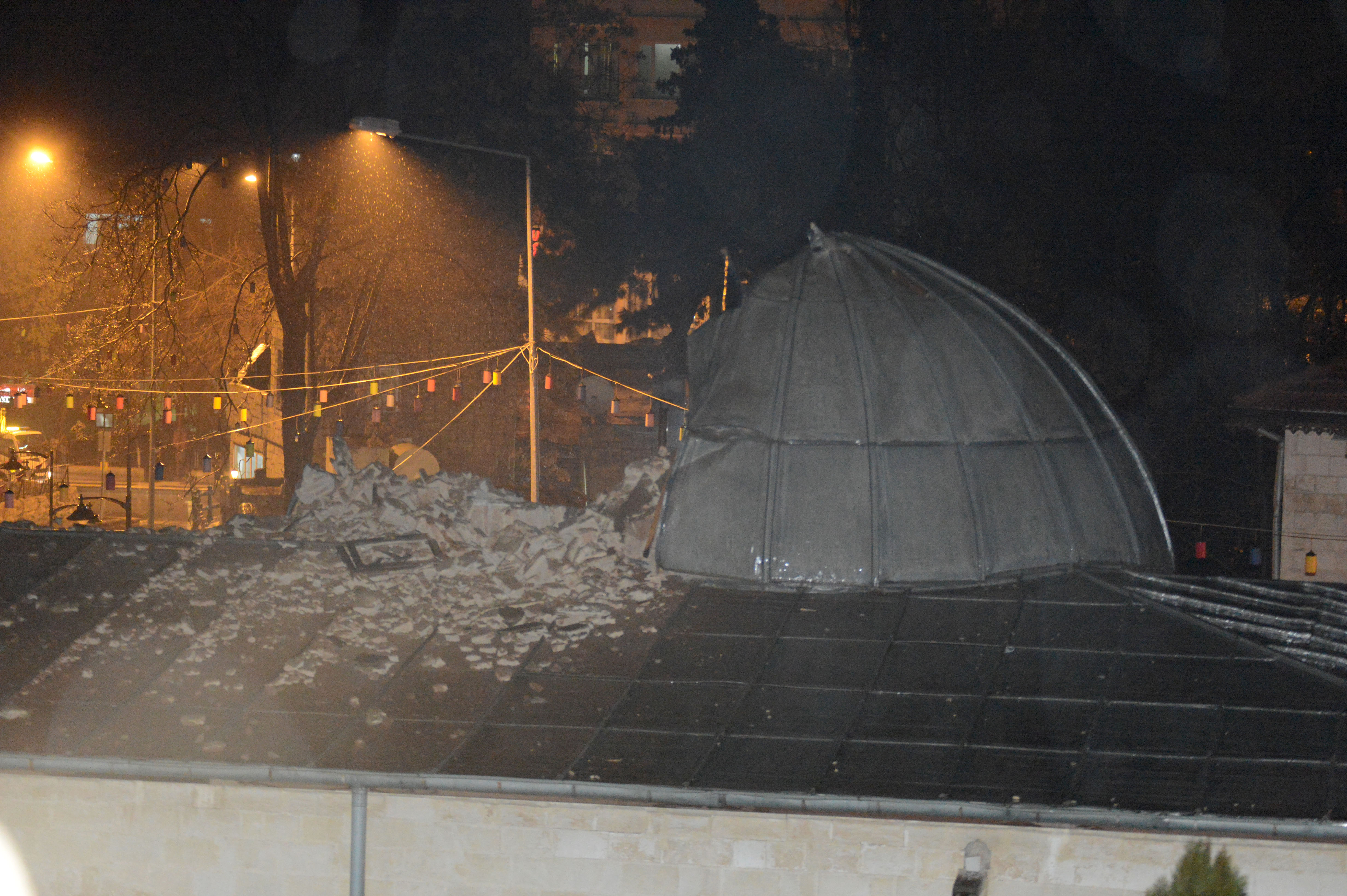 Turkey: Two killed, 6 injured in rocket attack from Syria on mosque