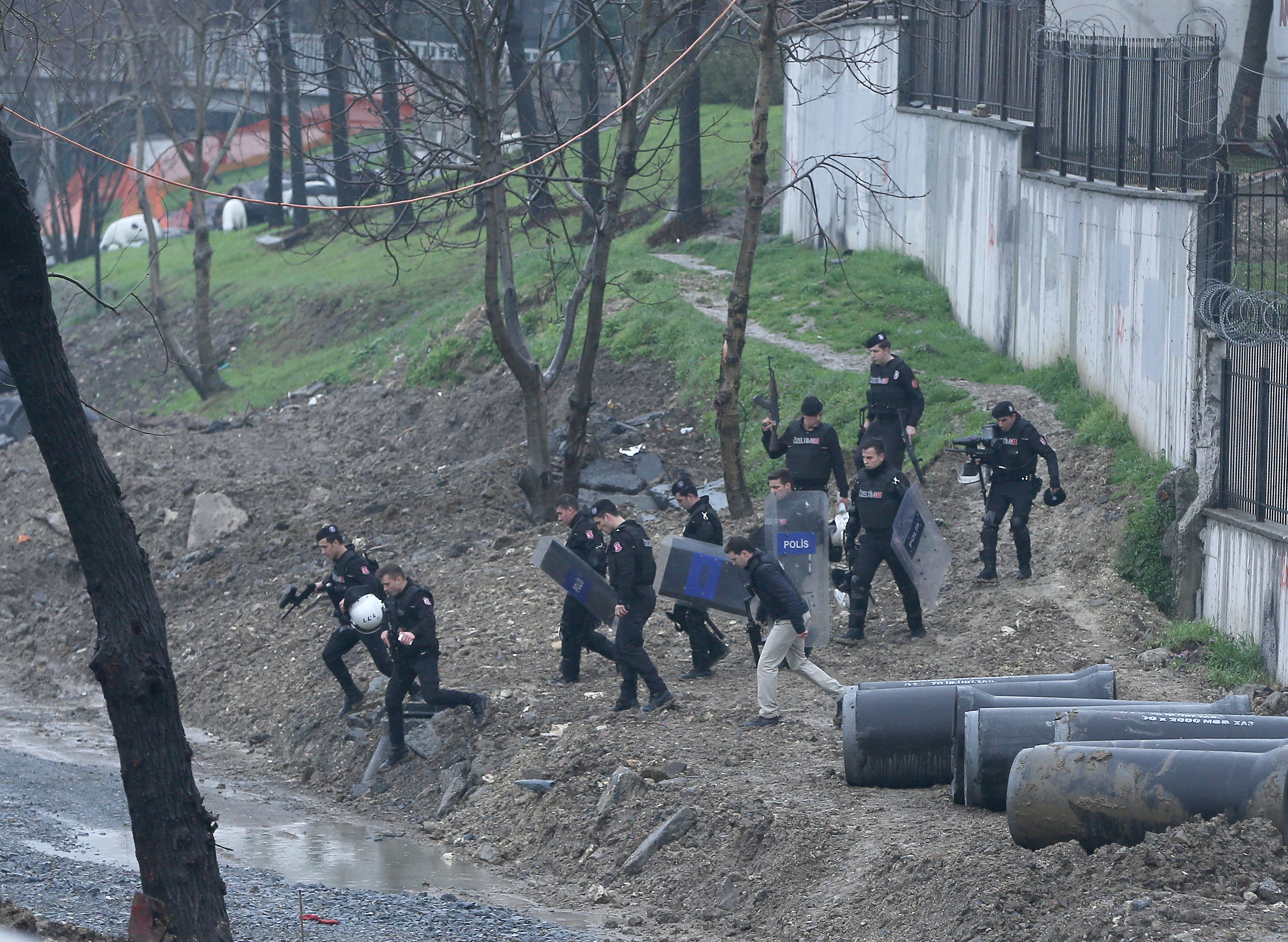 Turkey: Shots fired at state university rector’s car in Istanbul