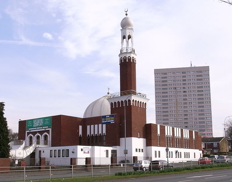 UK: Islamophobic attacks on UK mosques double