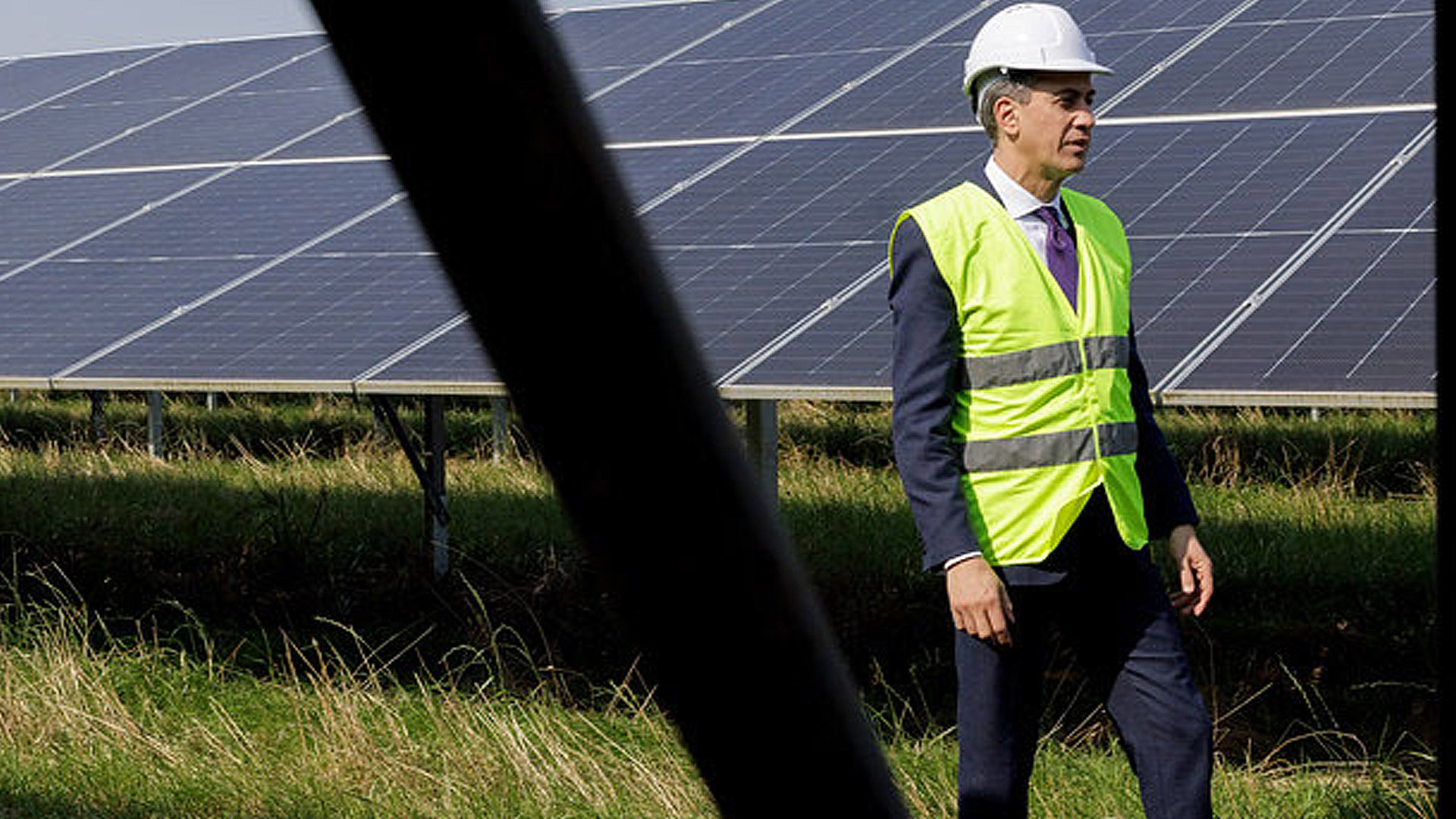 Environment | UK Government to mandate solar panels on new homes despite industry warning