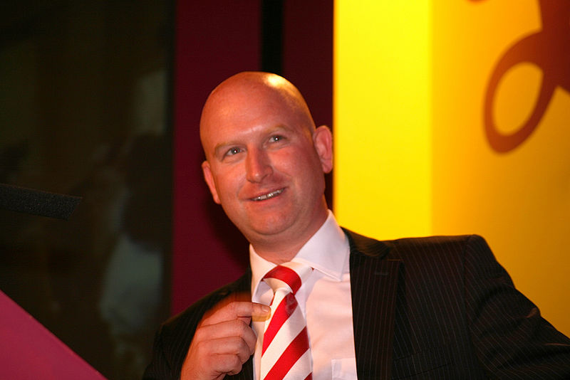 UK’s far-right party, UKIP, focuses on niqab & Sharia ban in election campaign