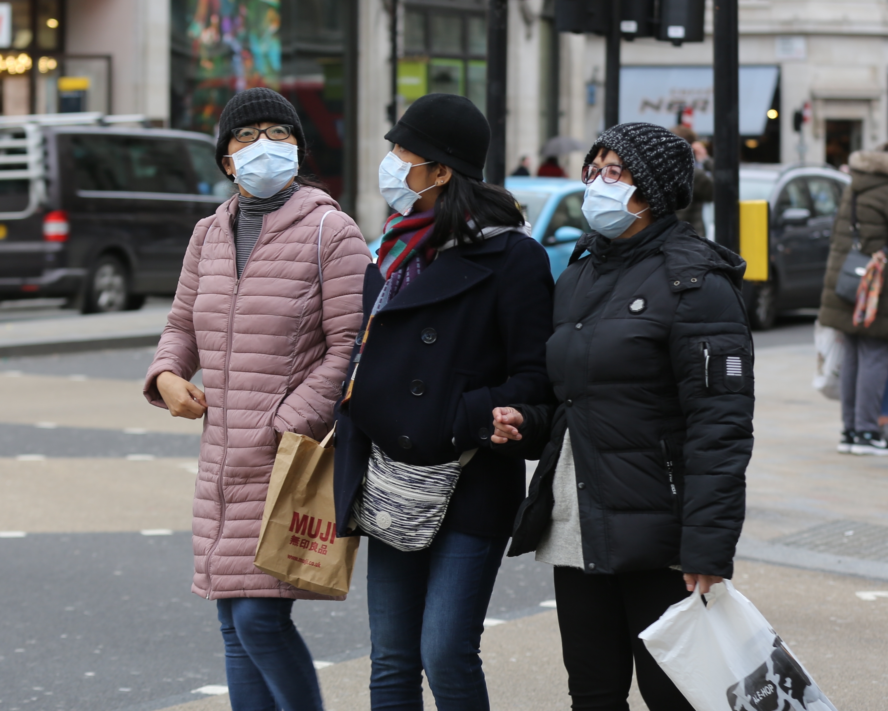 UK: Coronavirus death toll climbs to 35