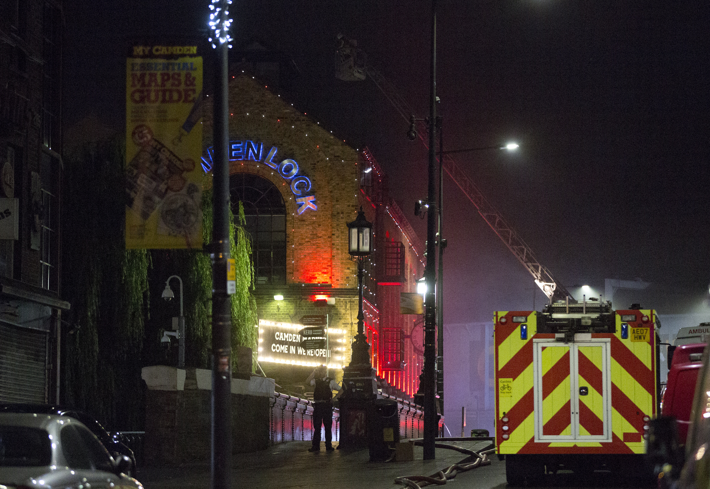 UK: Massive fire engulfs Camden Lock Market in north London