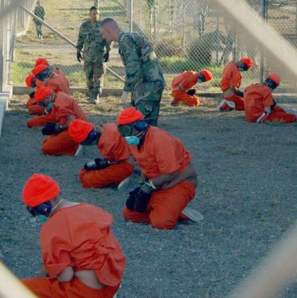 US transfers 2 more Gitmo prisoners to Ghana