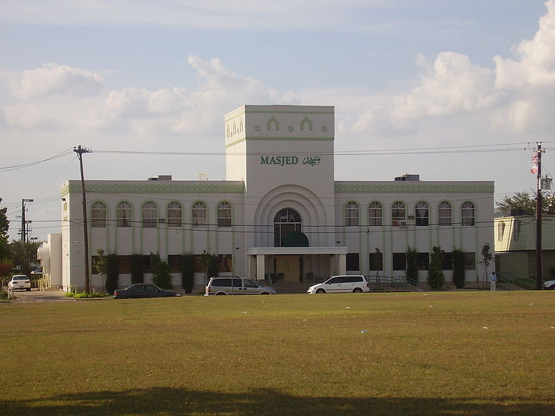 US: Muslim shot, stabbed outside Houston mosque