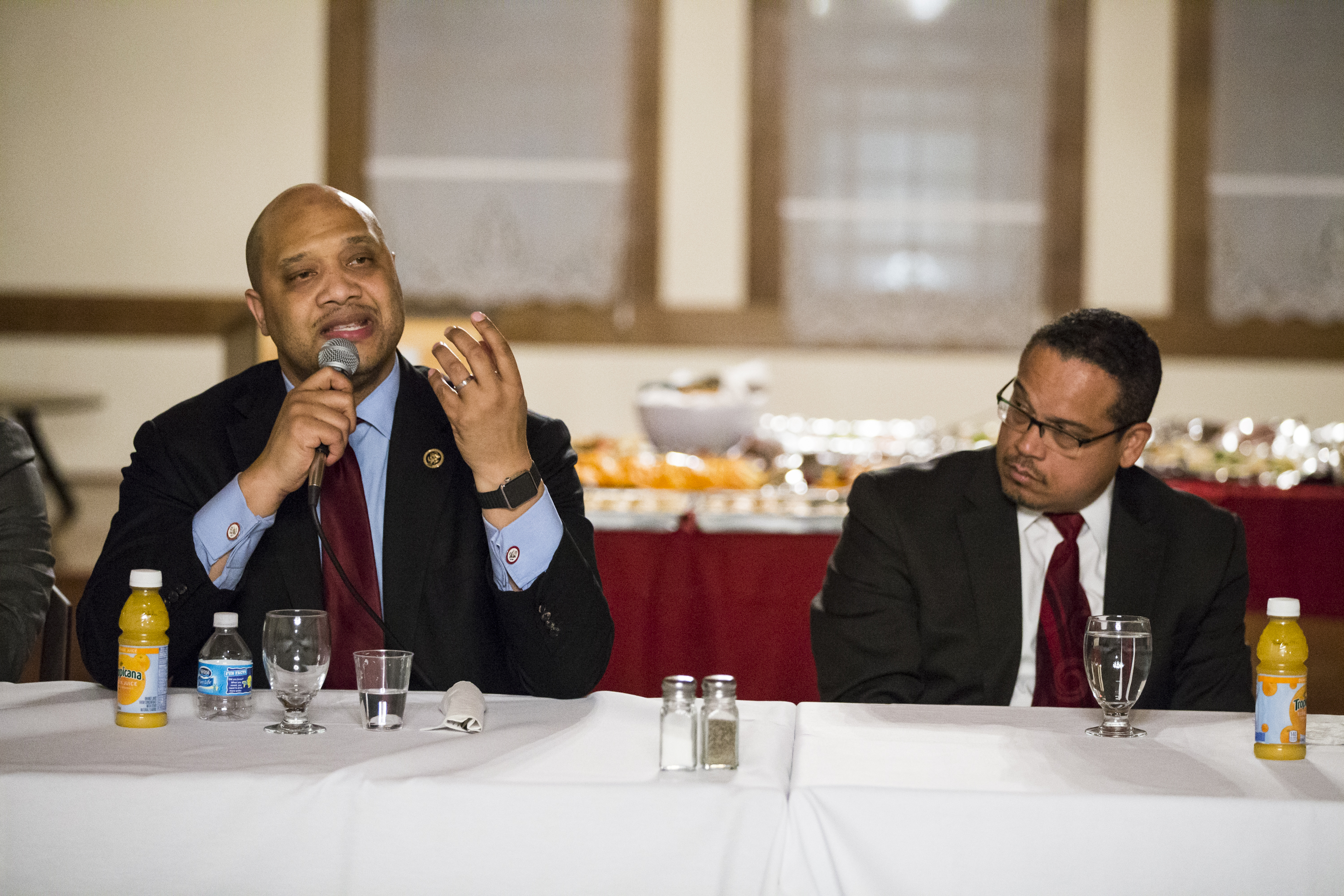 US: Muslim lawmakers tackle Islamophobia in US president race