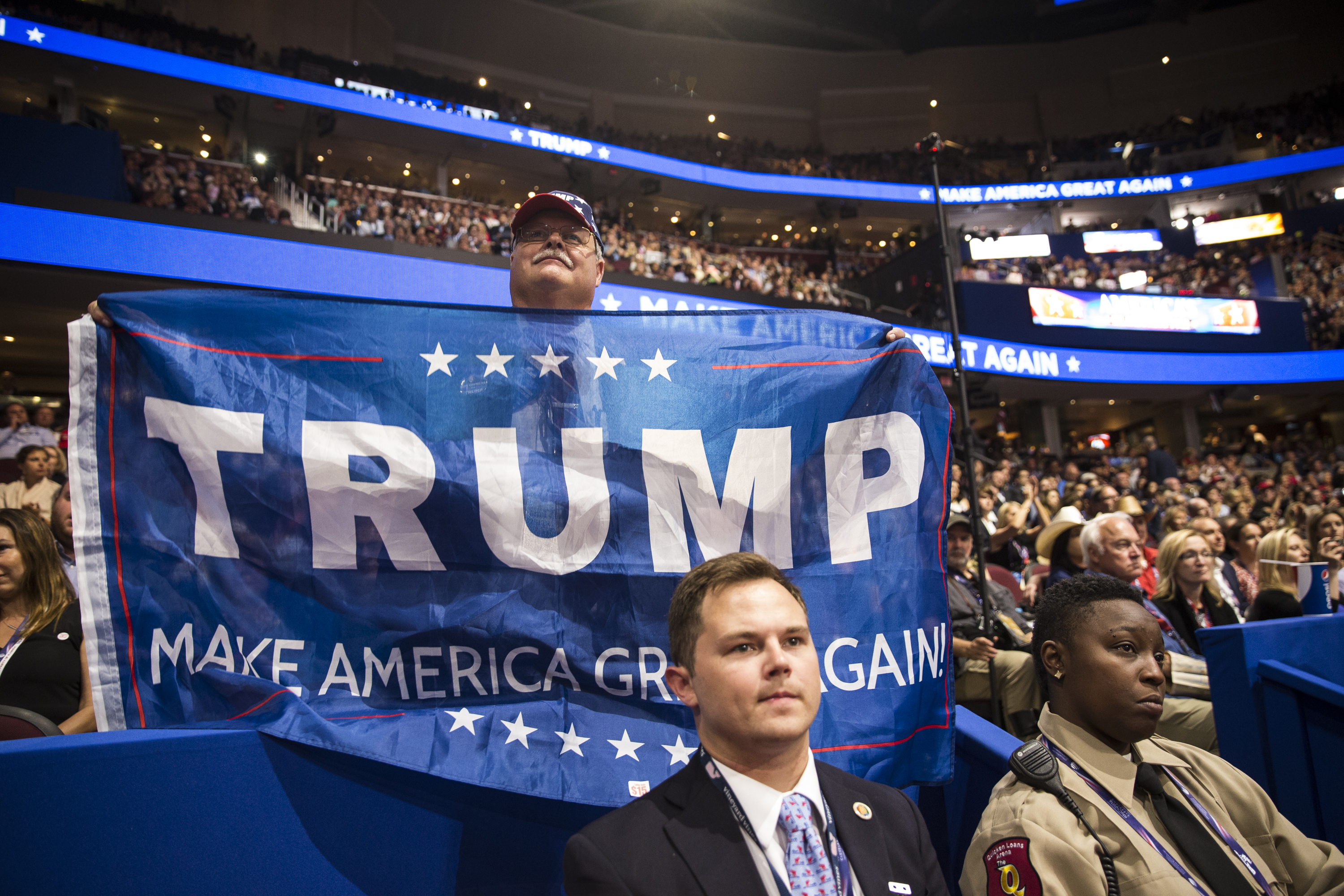 US: Republican convention nominates Trump for president