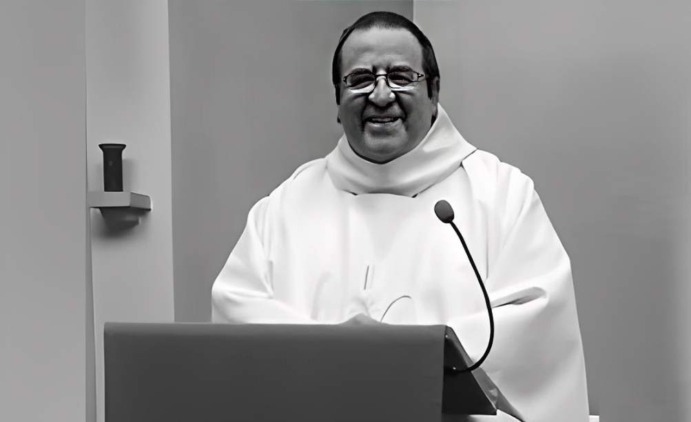 Welsh priest admits sending neo-Nazi messages advocating violence against Muslims and Black people