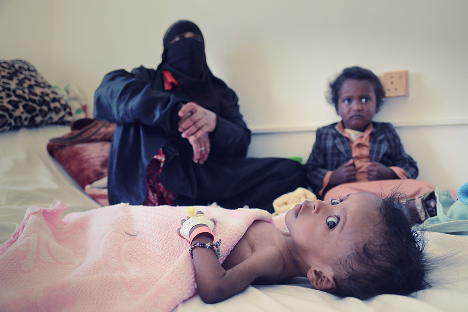 UN calls on Saudi coalition to open Yemeni seaports as it warns of world’s largest famine