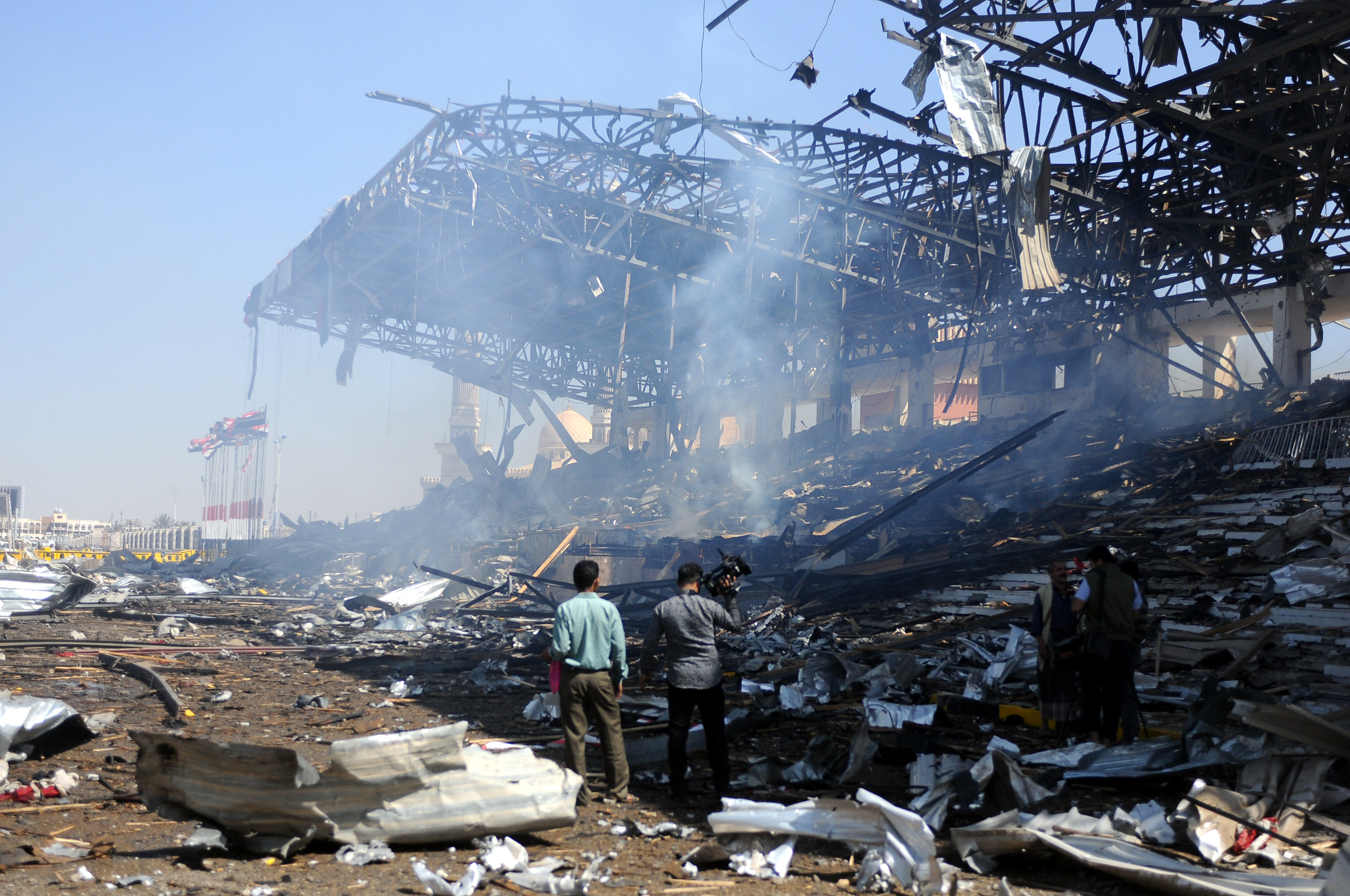 UN concerned aid operations in Yemen blocked by Saudi Arabia & killing of civilians