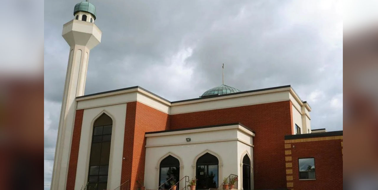 Trudeau condemns hate-motivated graffiti at Ontario mosque