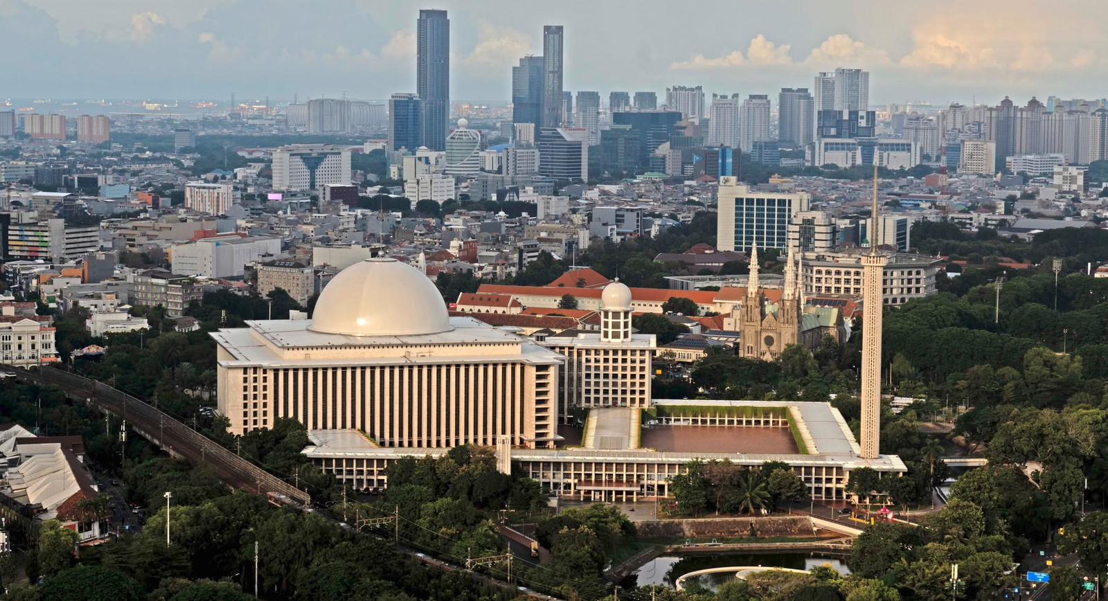 Tunnel of Friendship – connecting Jakarta Cathedral with Istiqlal Mosque