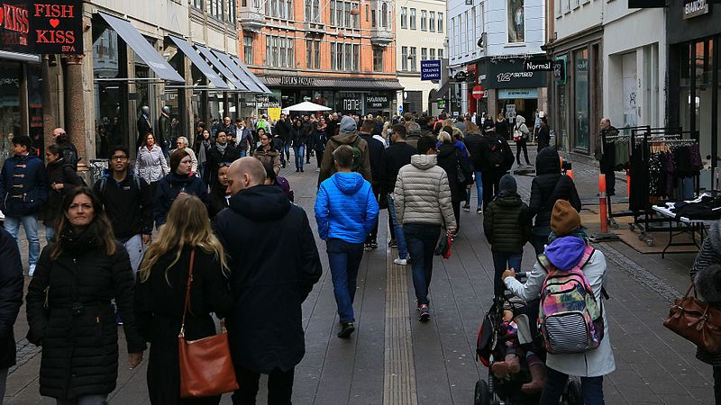 England becoming less Christian, whilst Muslim population is on the increase